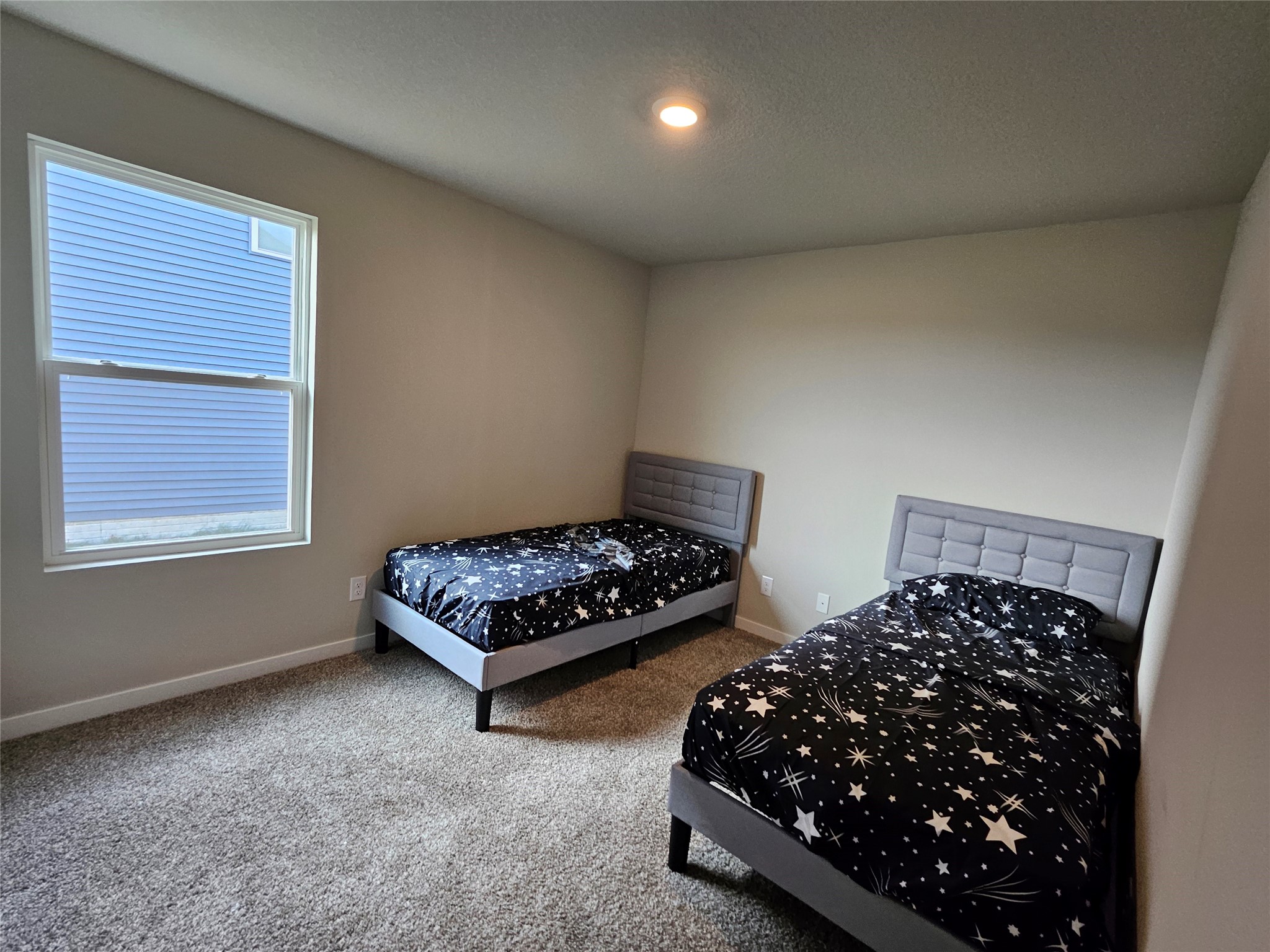 1001 Dee Street SE