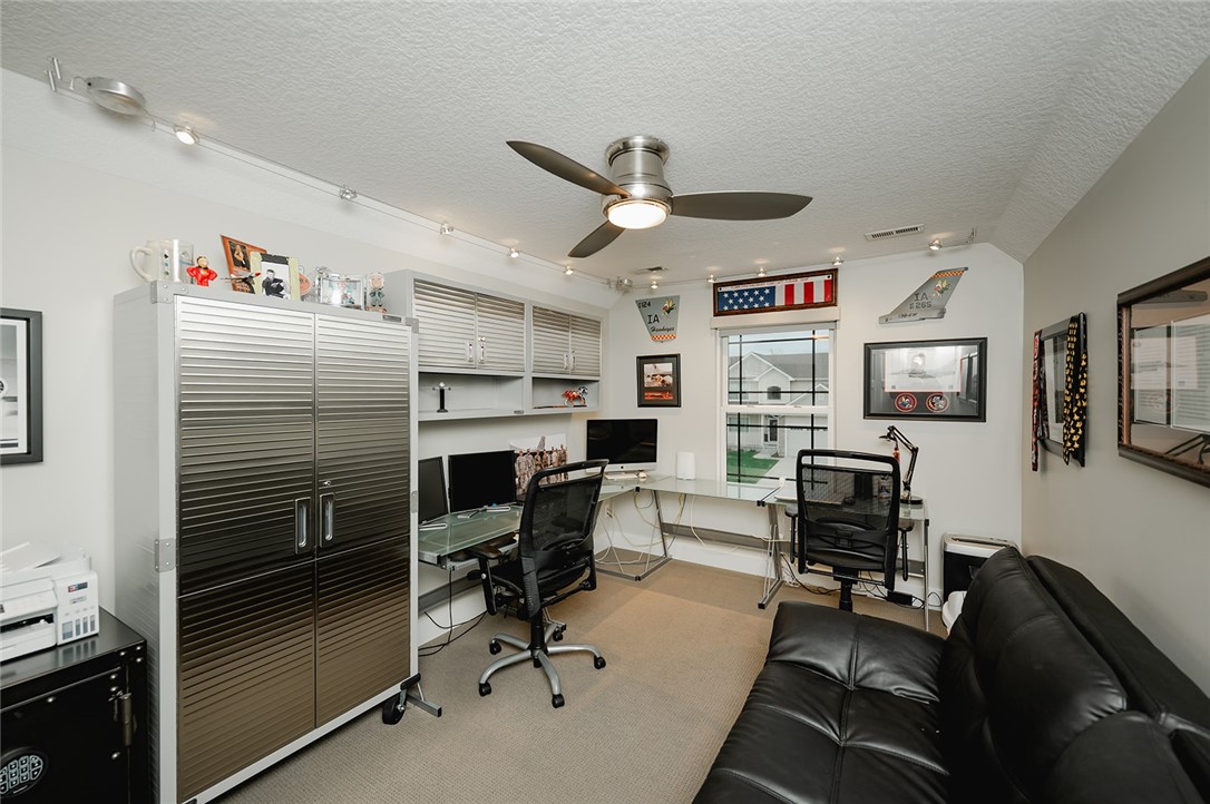 8223 Sky View Circle