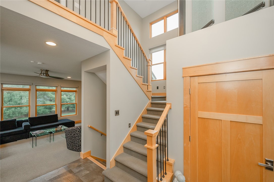 8223 Sky View Circle