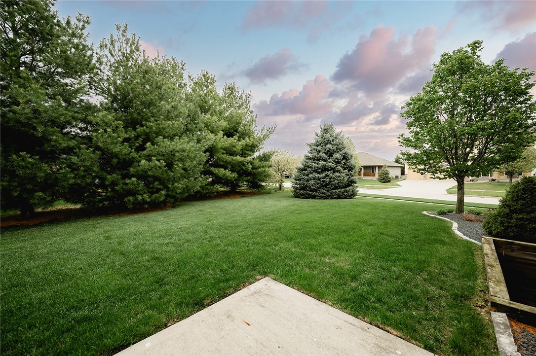 8223 Sky View Circle
