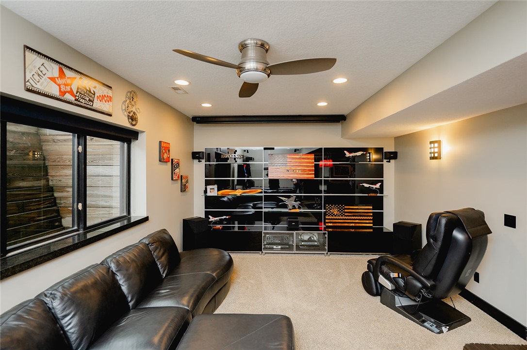 8223 Sky View Circle