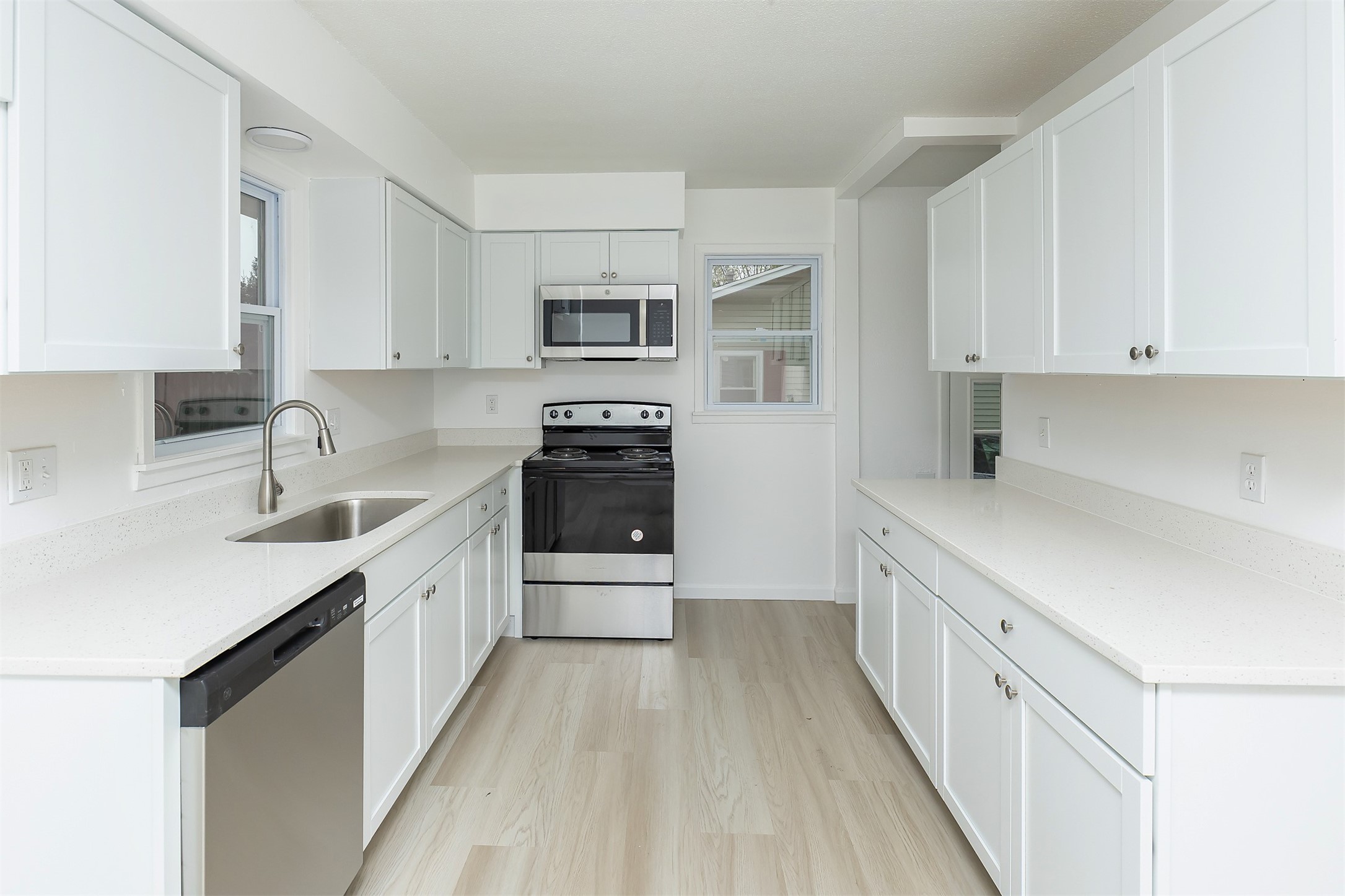 1338 E 36th Court