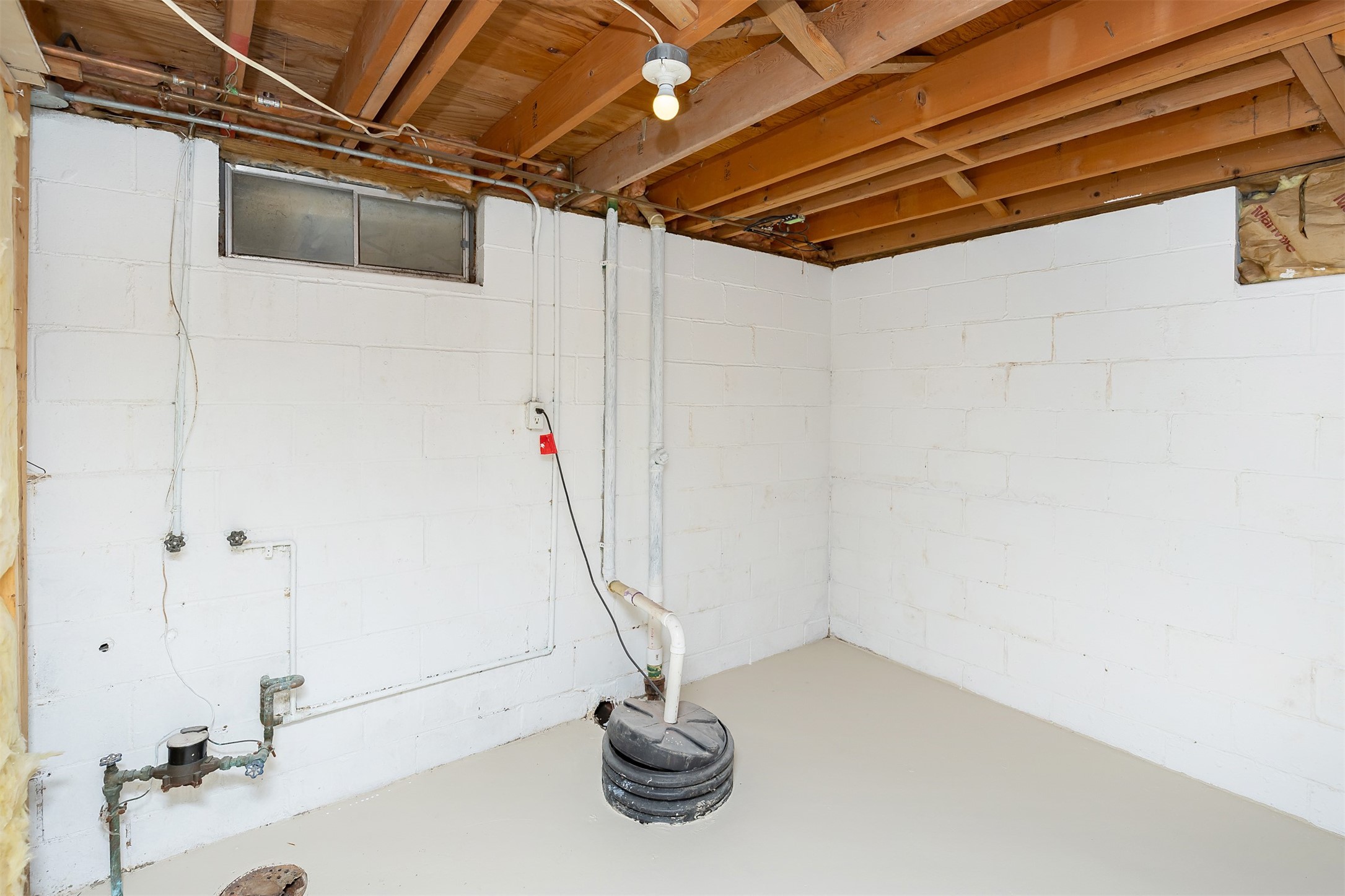 1338 E 36th Court