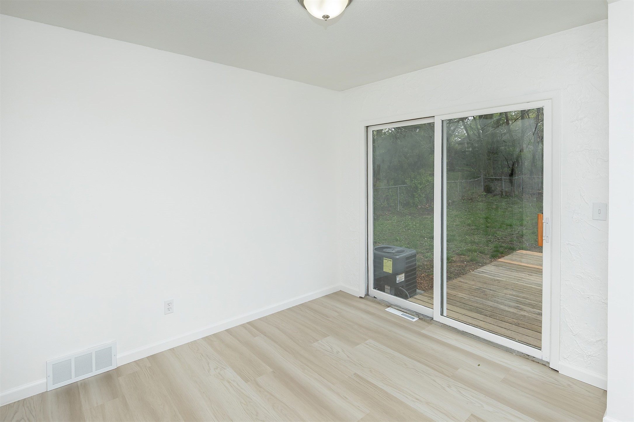 1338 E 36th Court