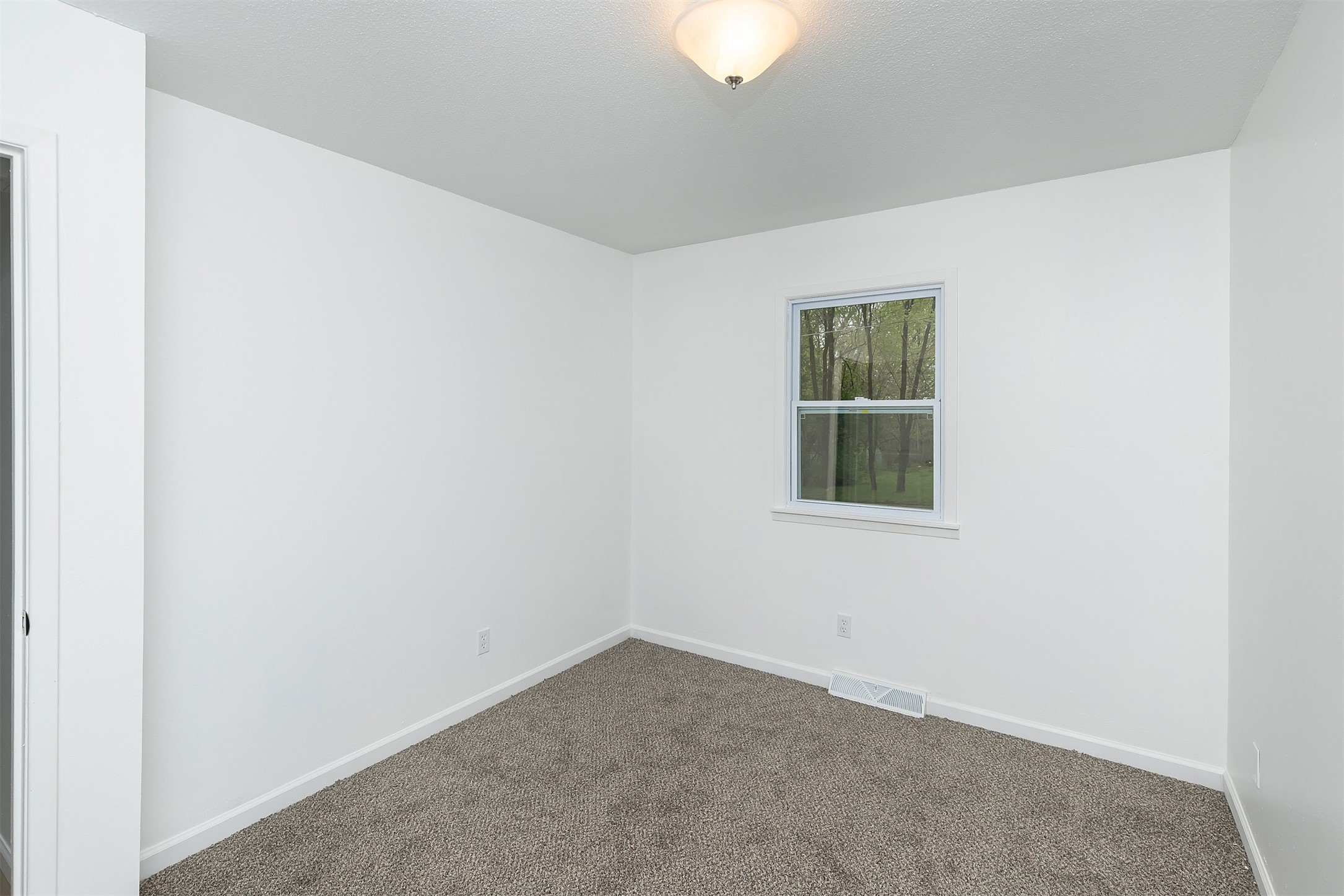 1338 E 36th Court