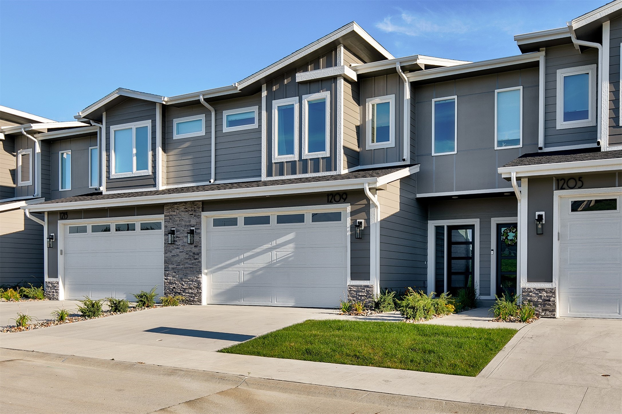 1209 NW 1st Lane