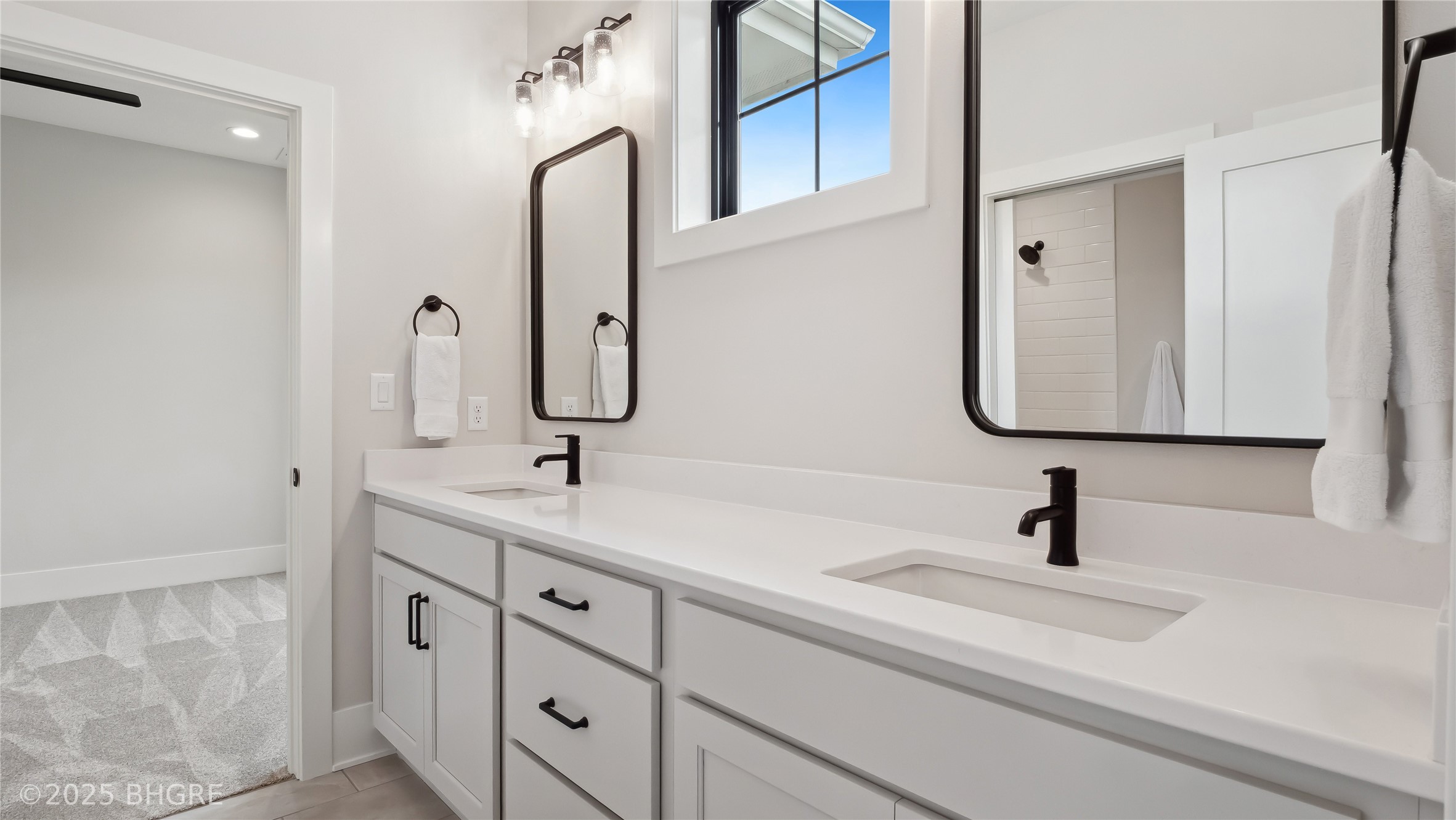 815 S Kingswood Court