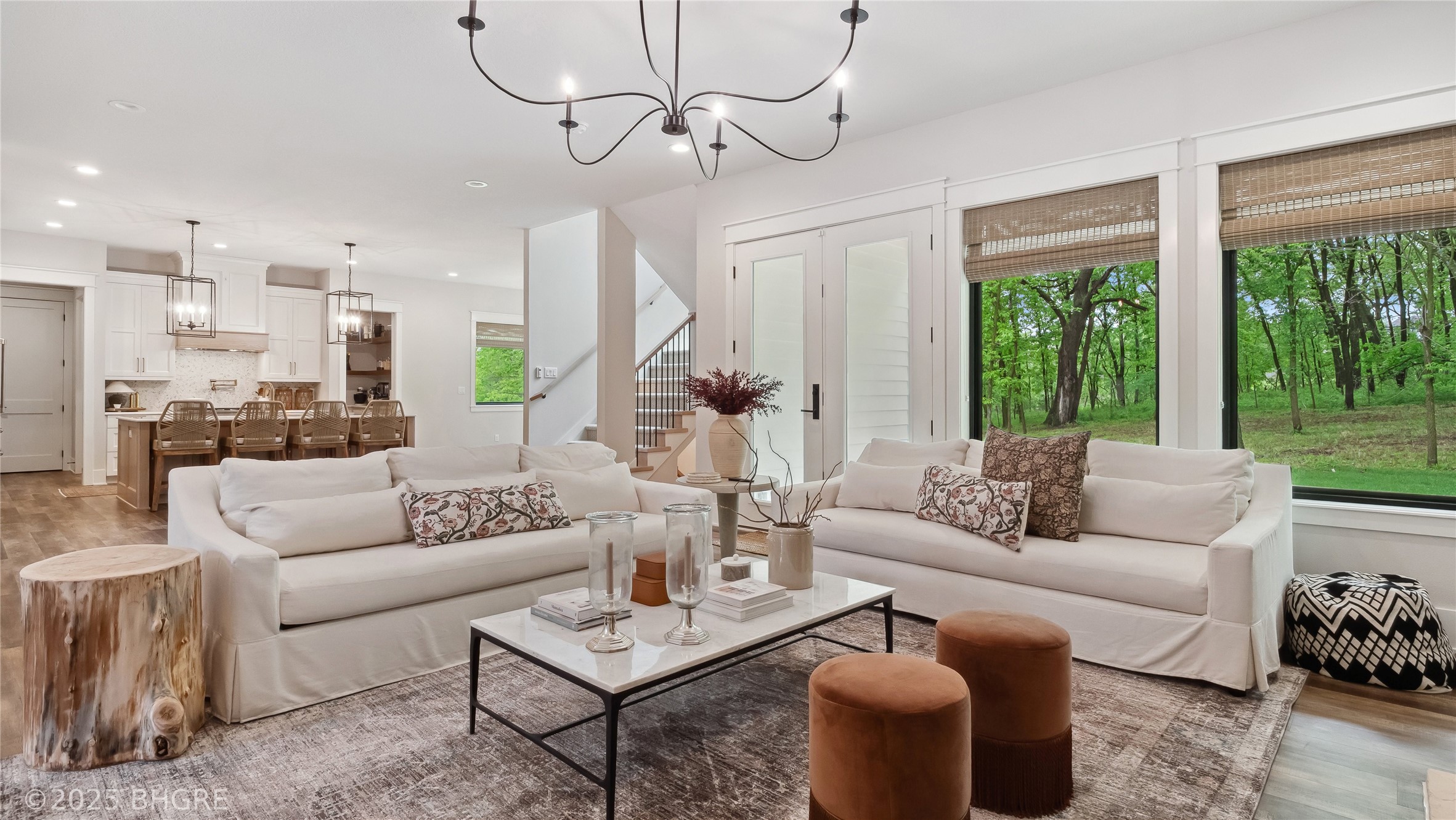 815 S Kingswood Court