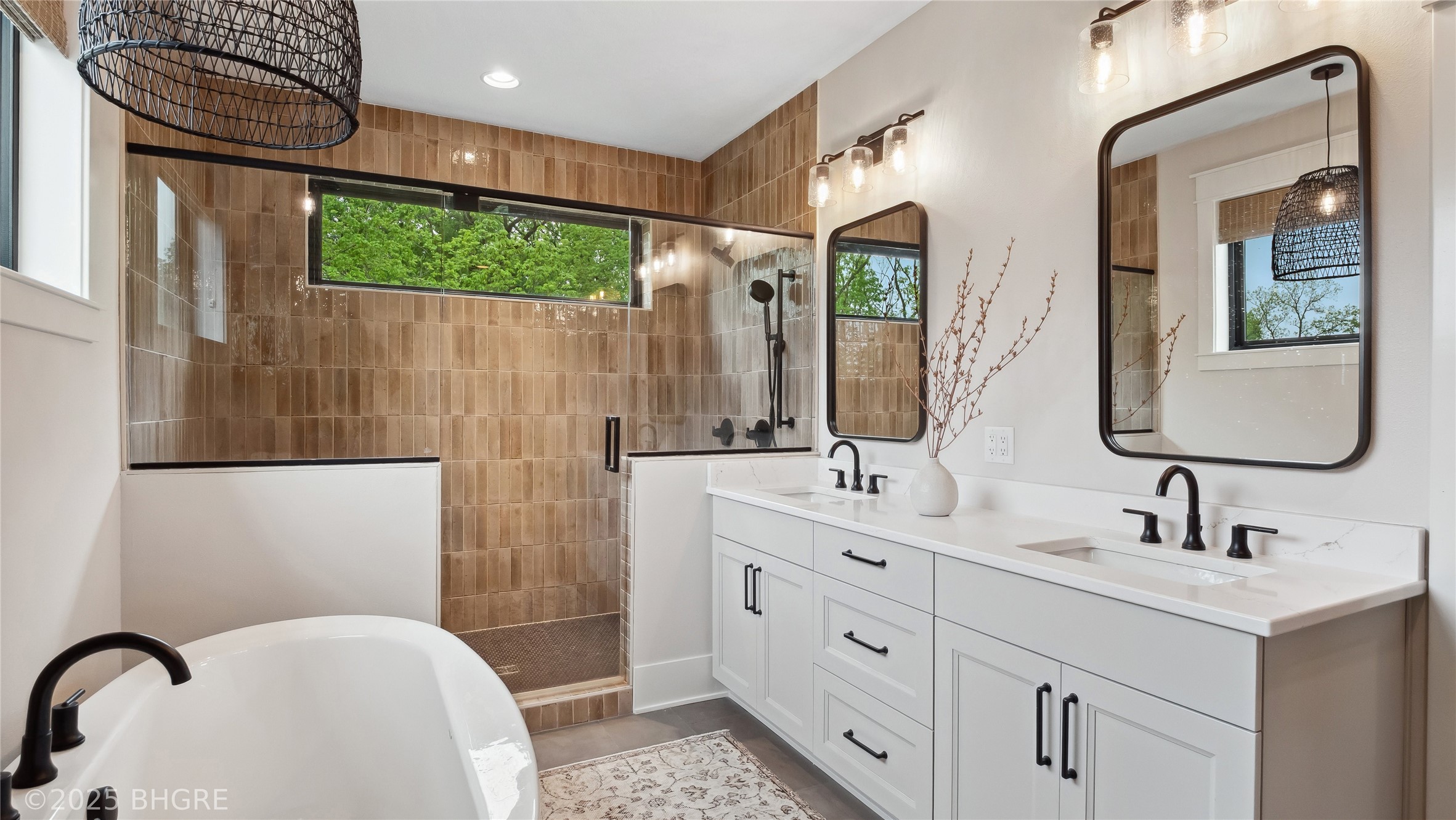 815 S Kingswood Court