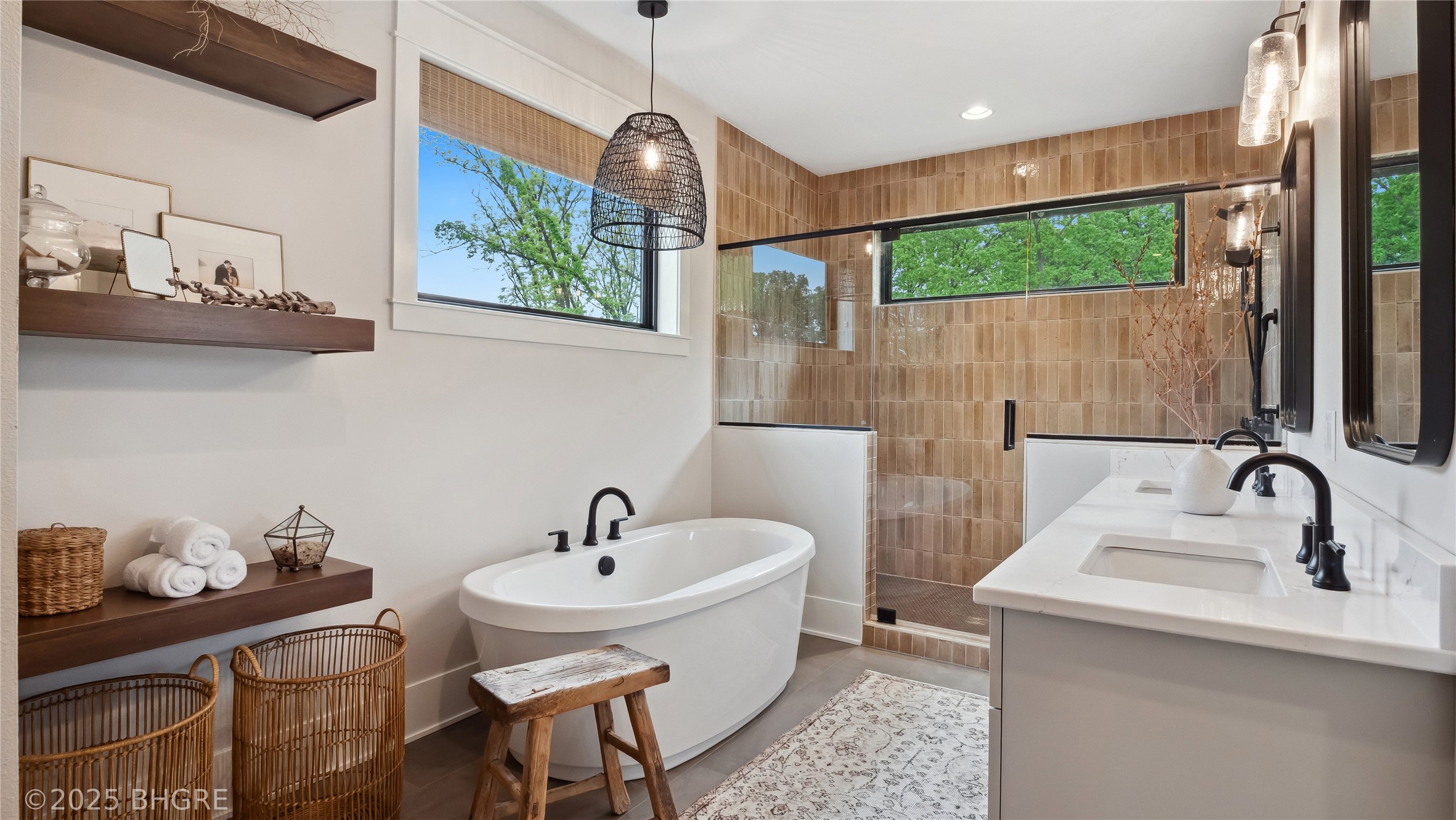 815 S Kingswood Court