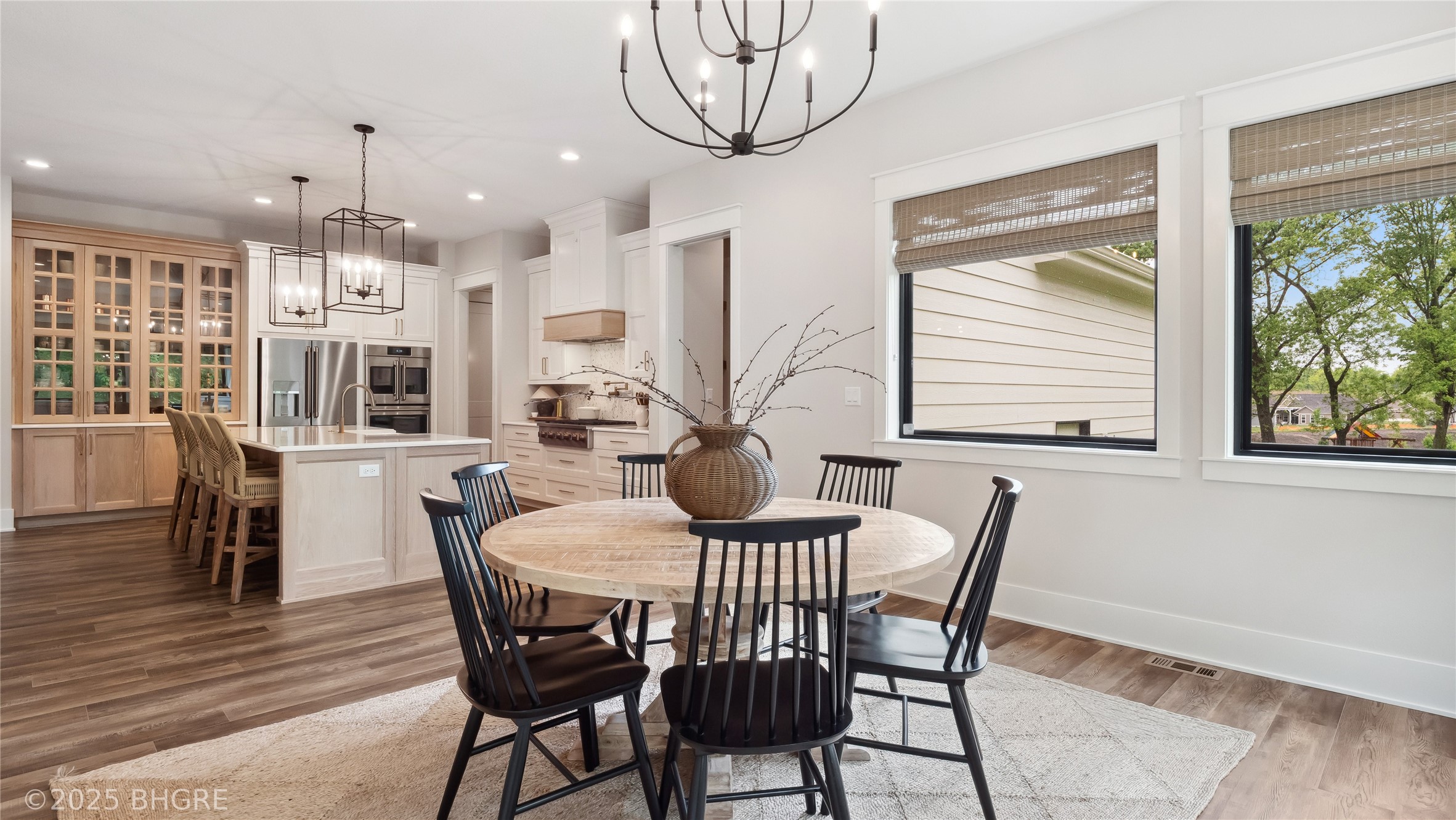 815 S Kingswood Court