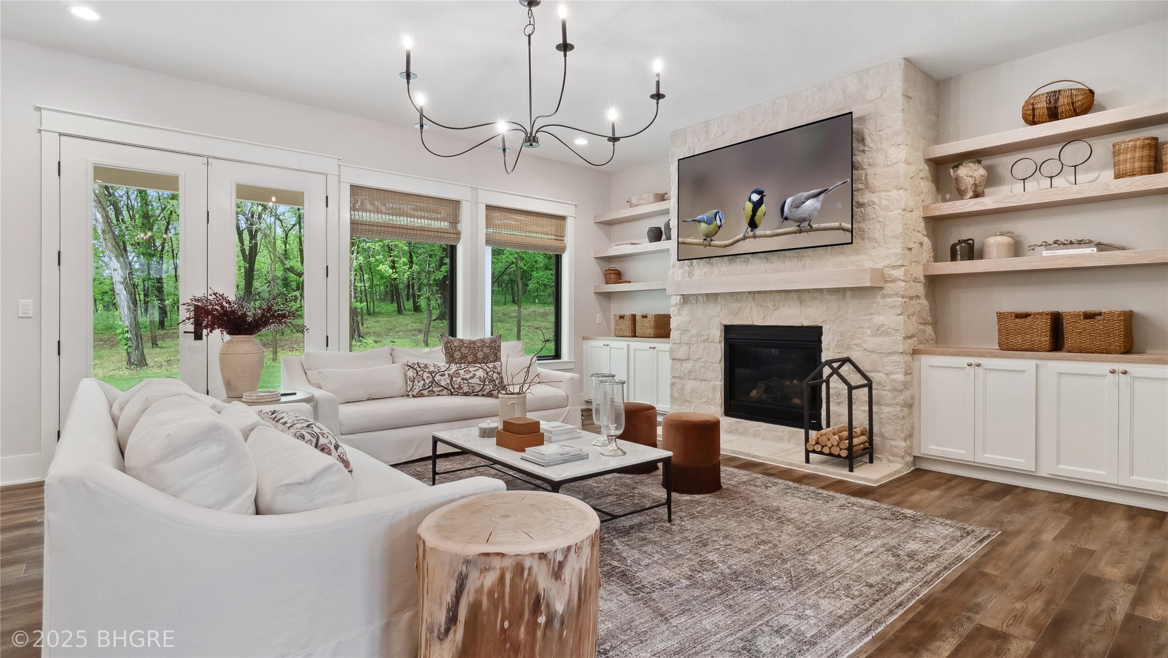 815 S Kingswood Court