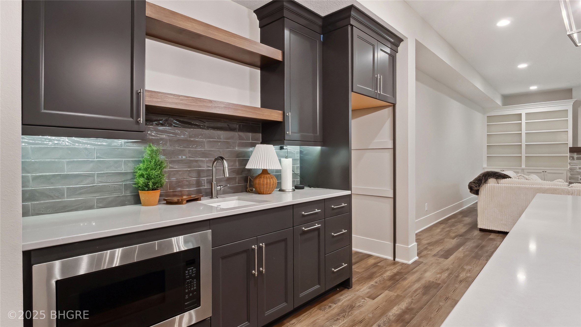 815 S Kingswood Court