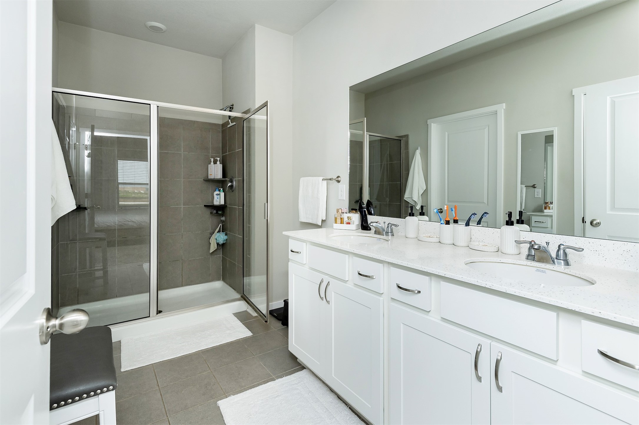 6828 NW 106th Street