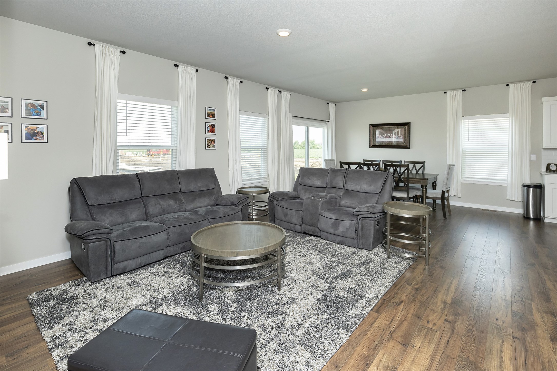 6828 NW 106th Street