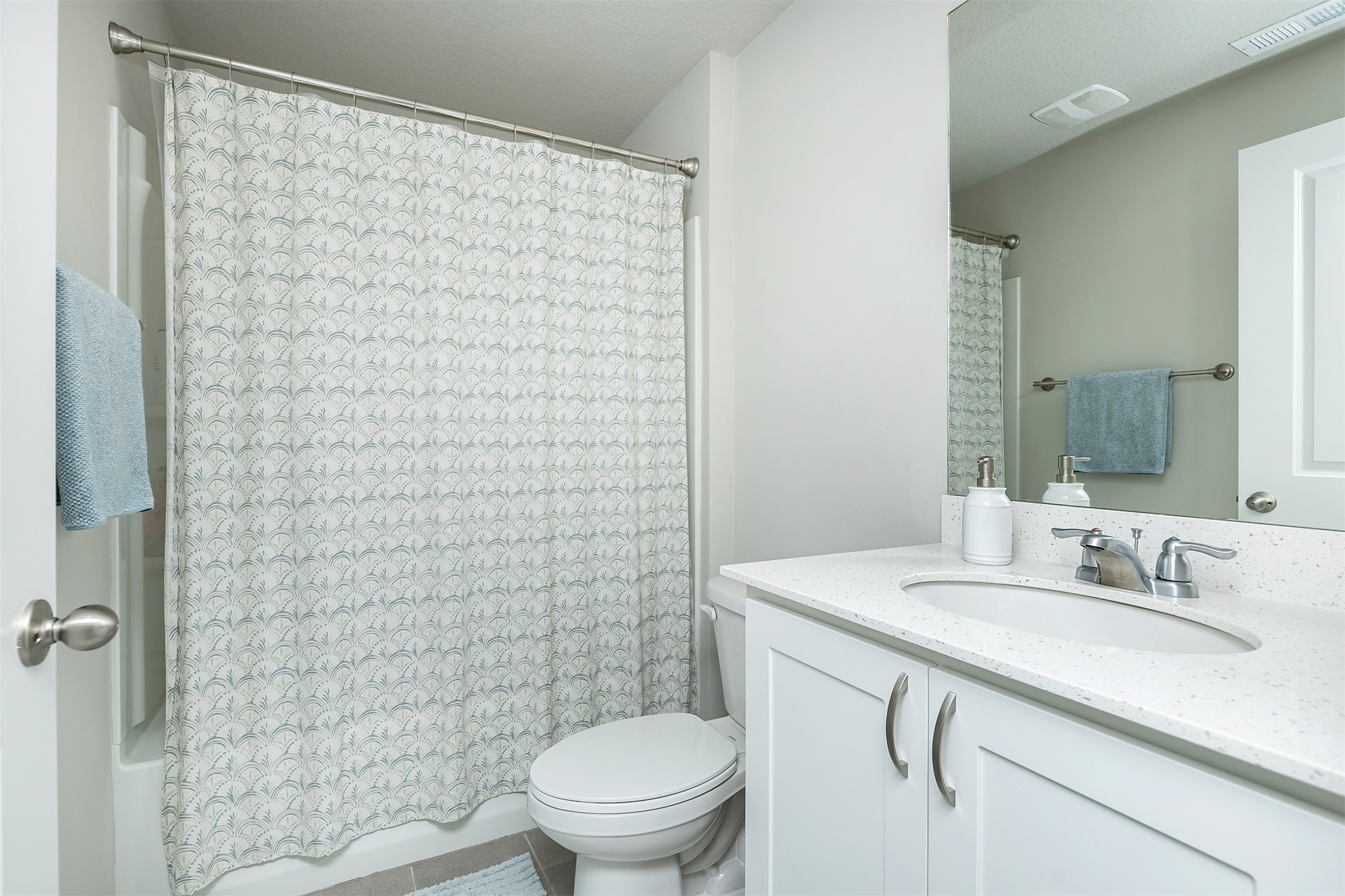 6828 NW 106th Street