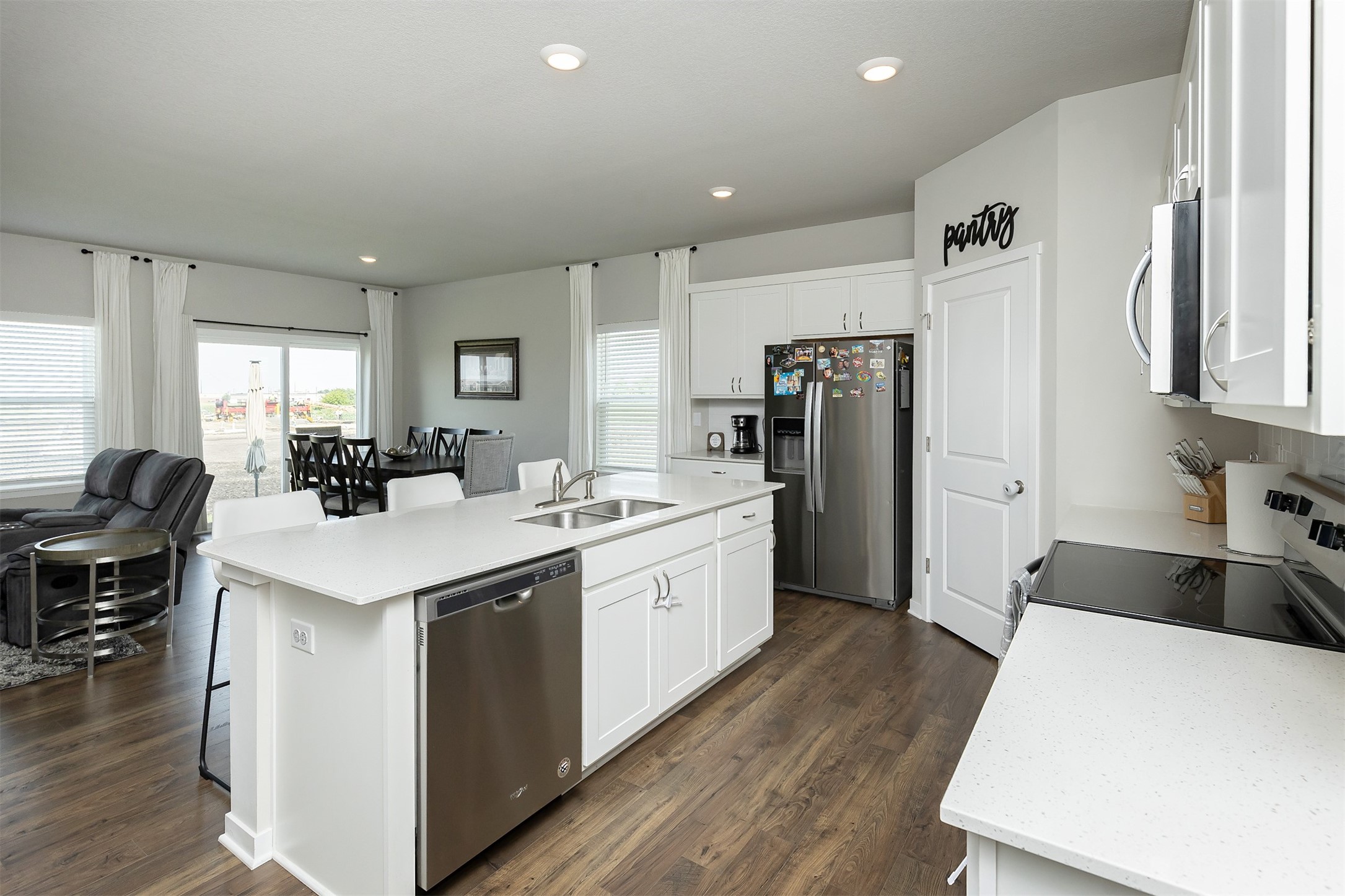 6828 NW 106th Street