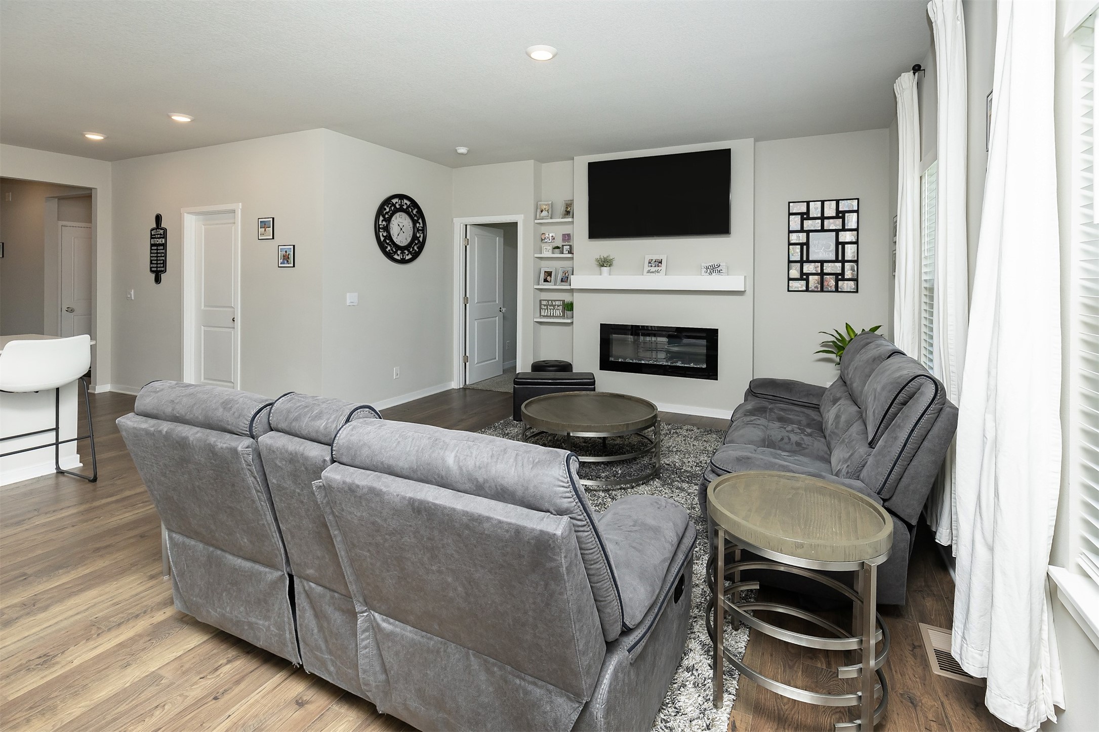 6828 NW 106th Street