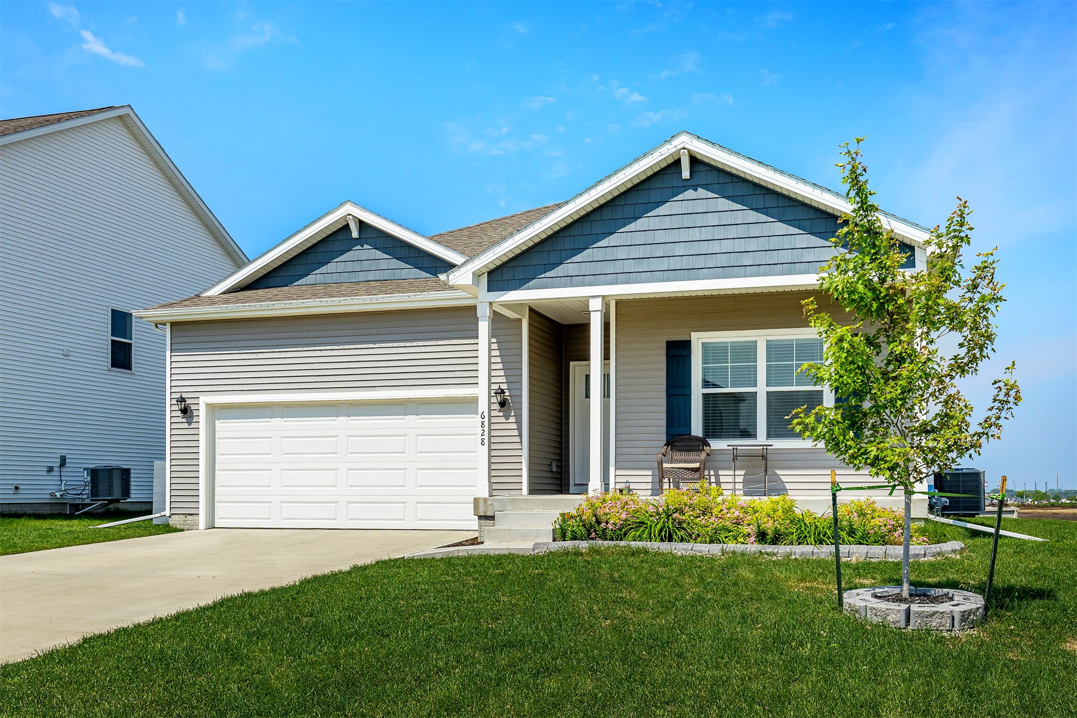 6828 NW 106th Street