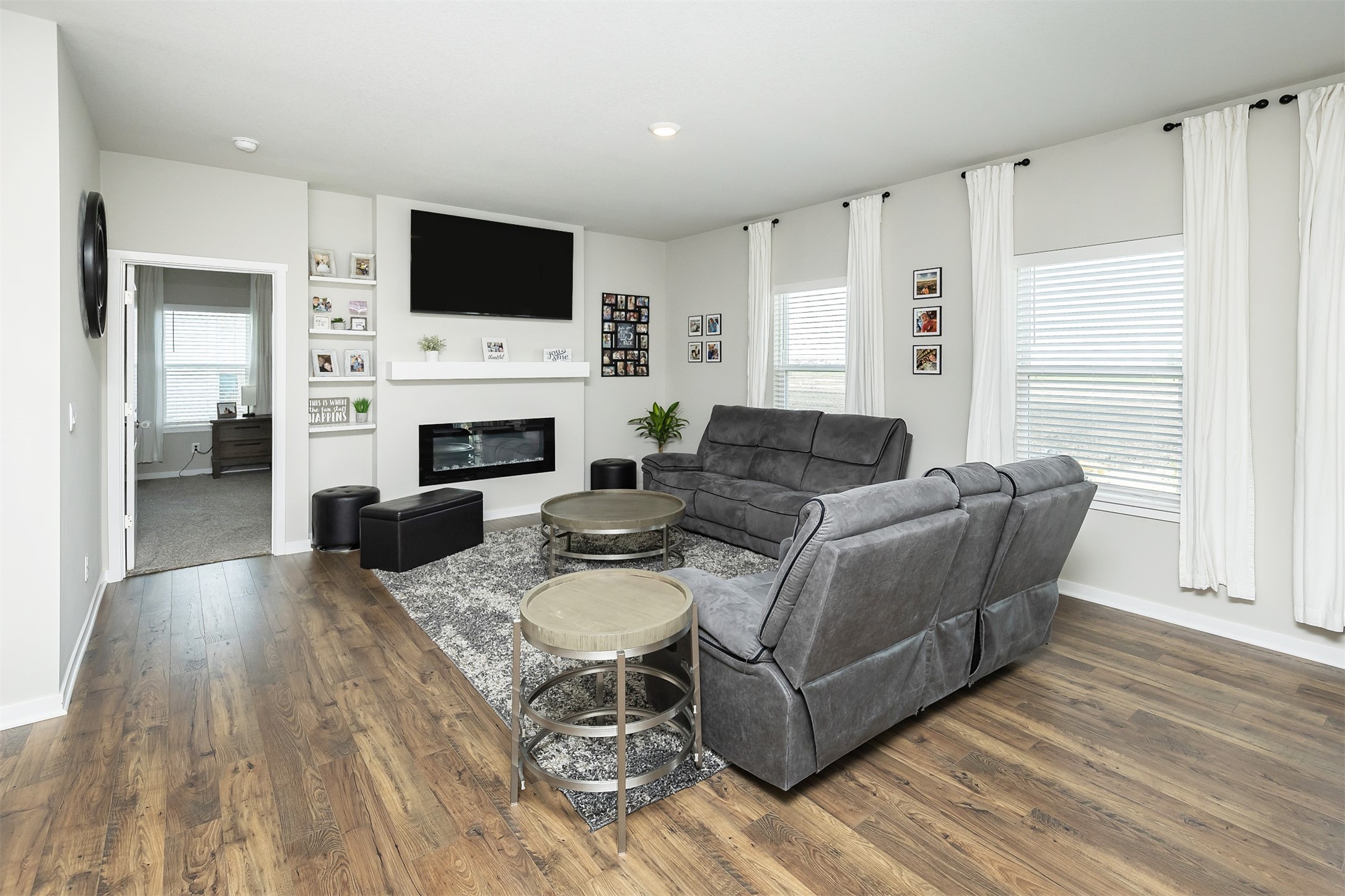 6828 NW 106th Street