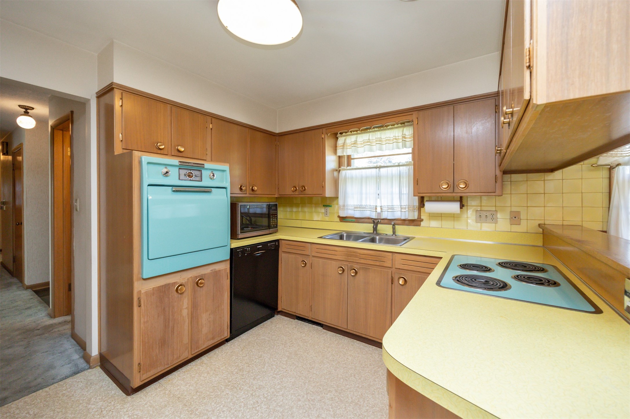 2713 Patricia Drive