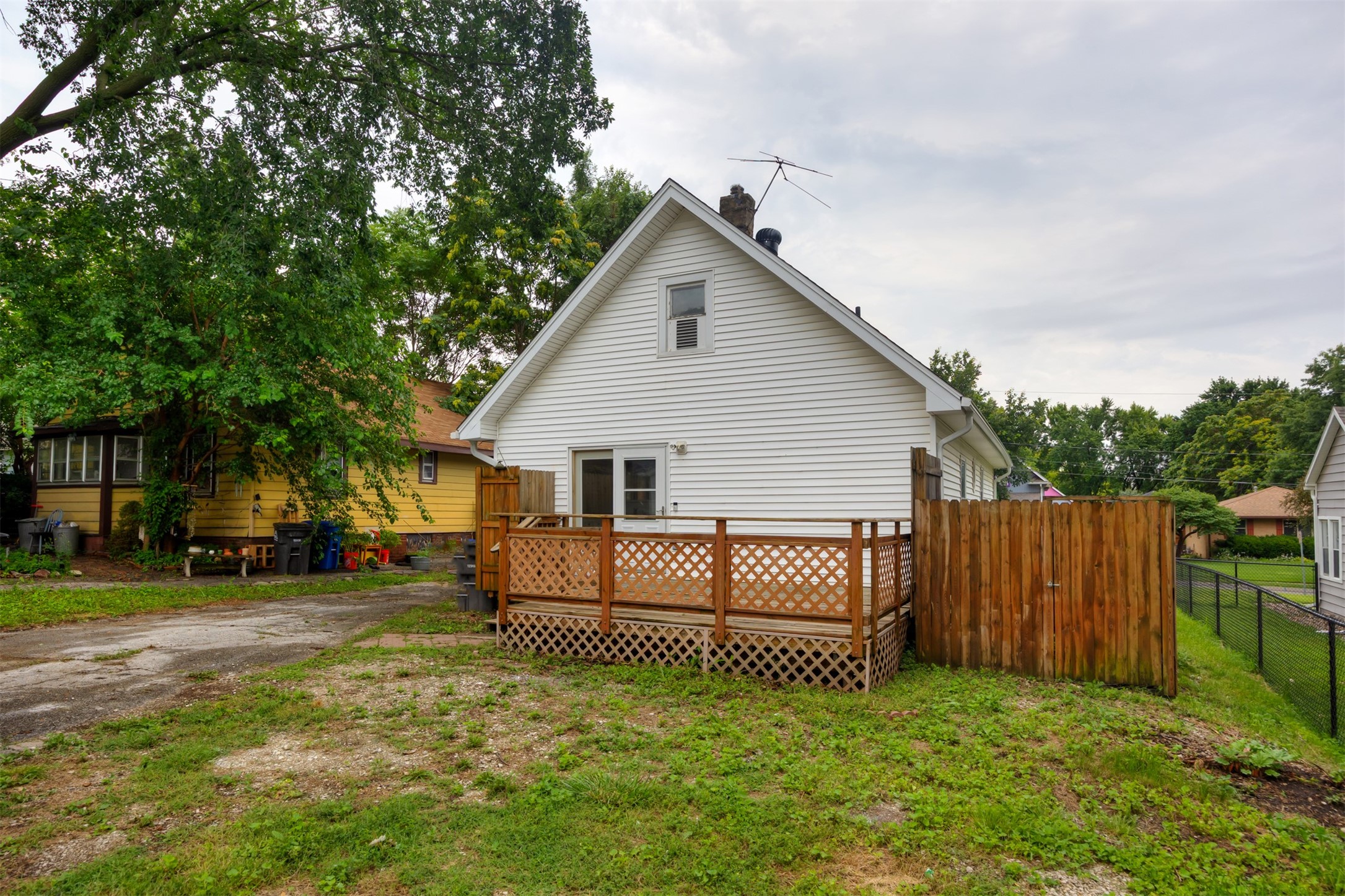 816 Boyd Street