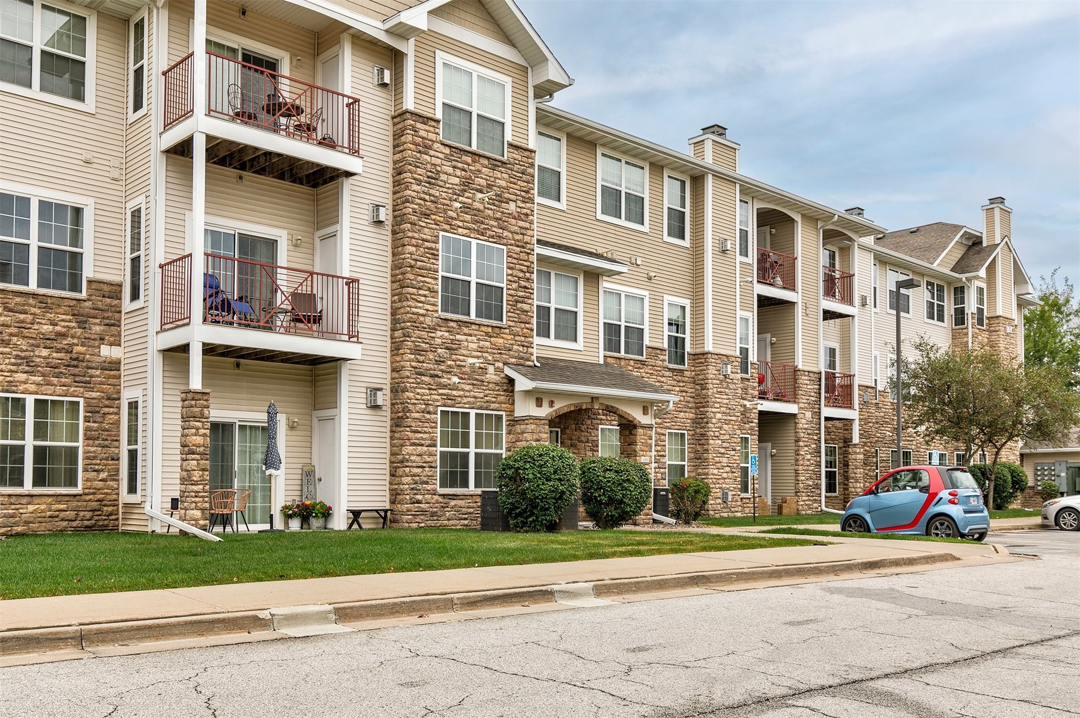 1333 SE University Avenue 303