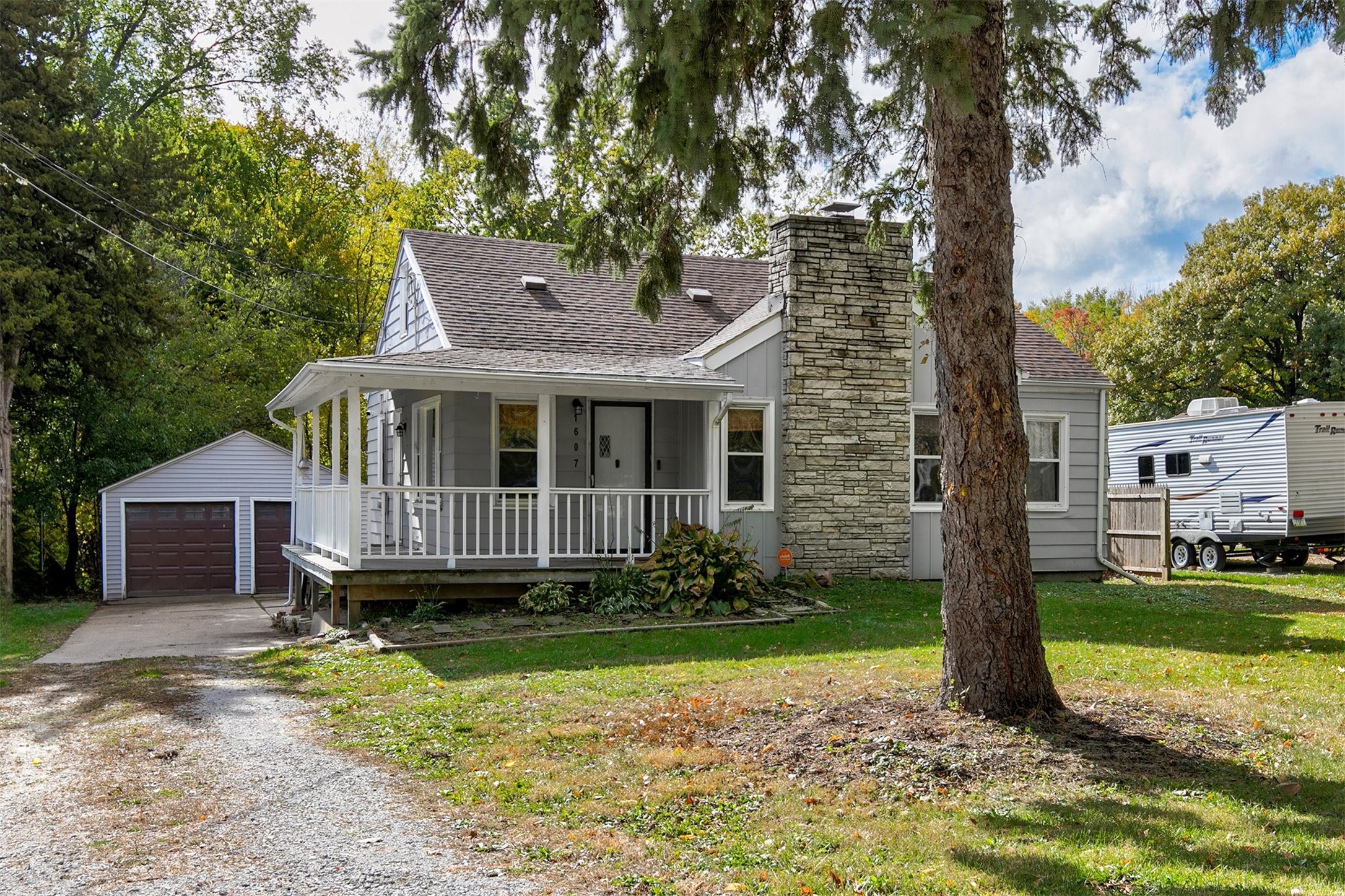1607 Pioneer Road
