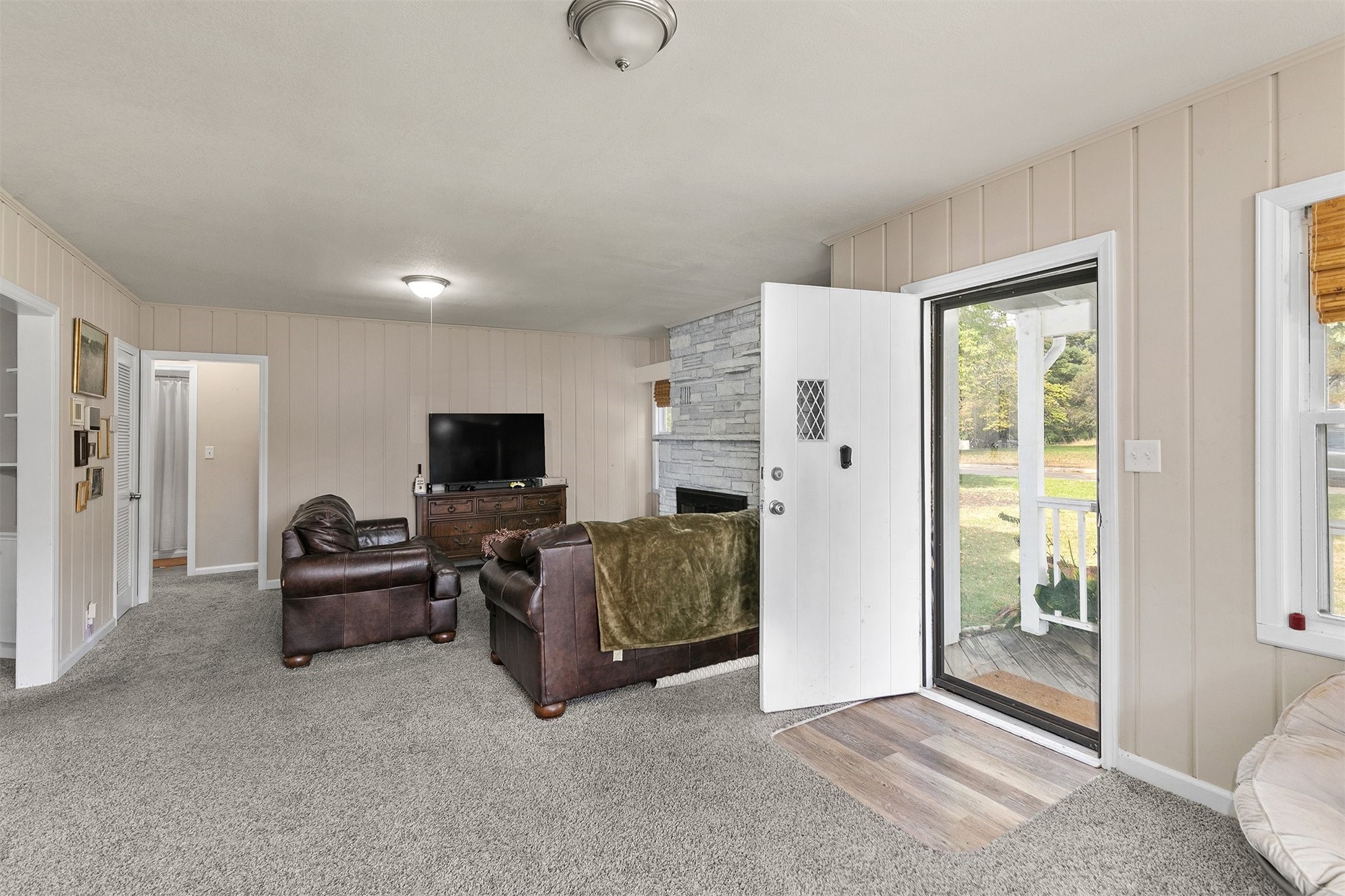 1607 Pioneer Road