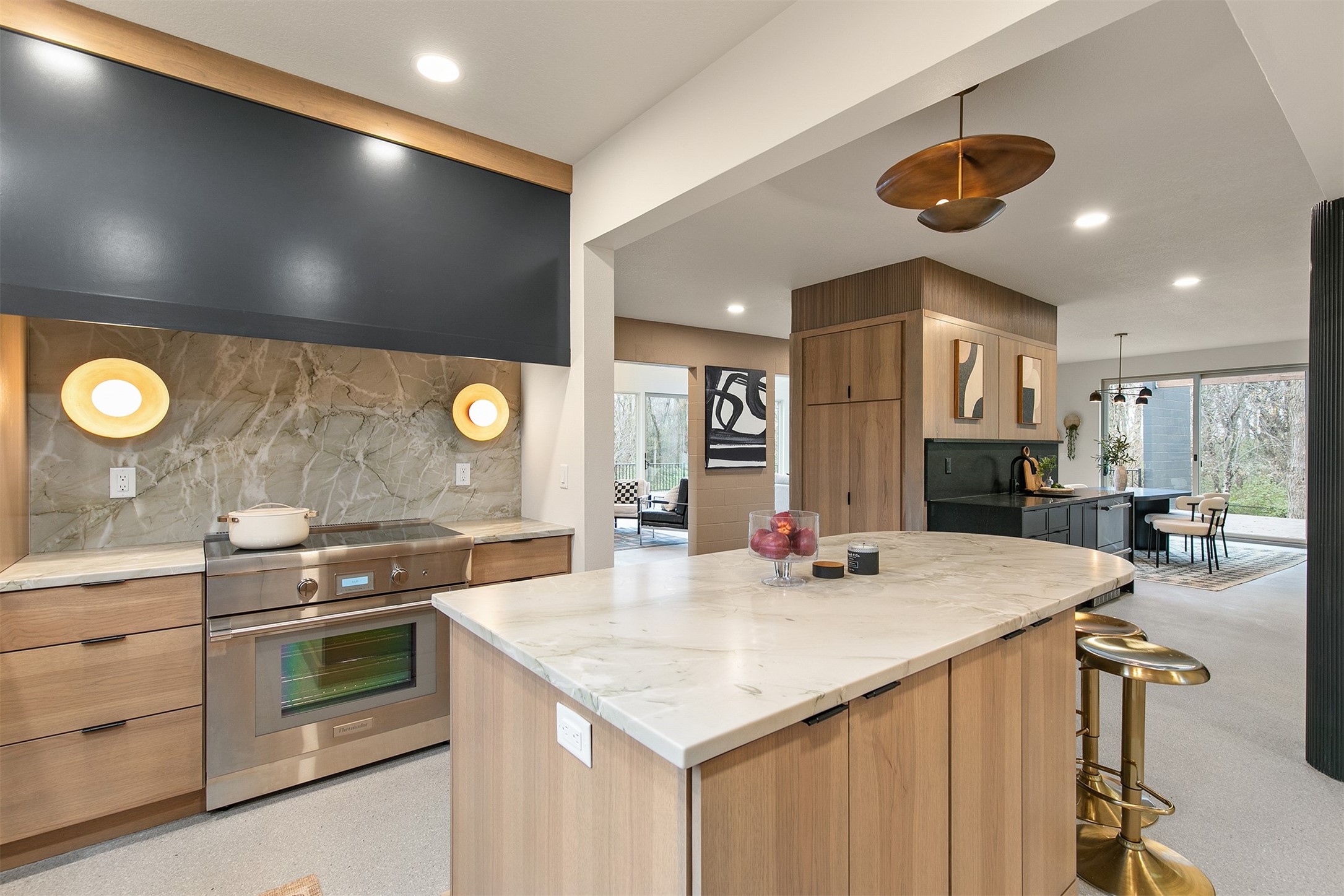 8830 NW 35th Street
