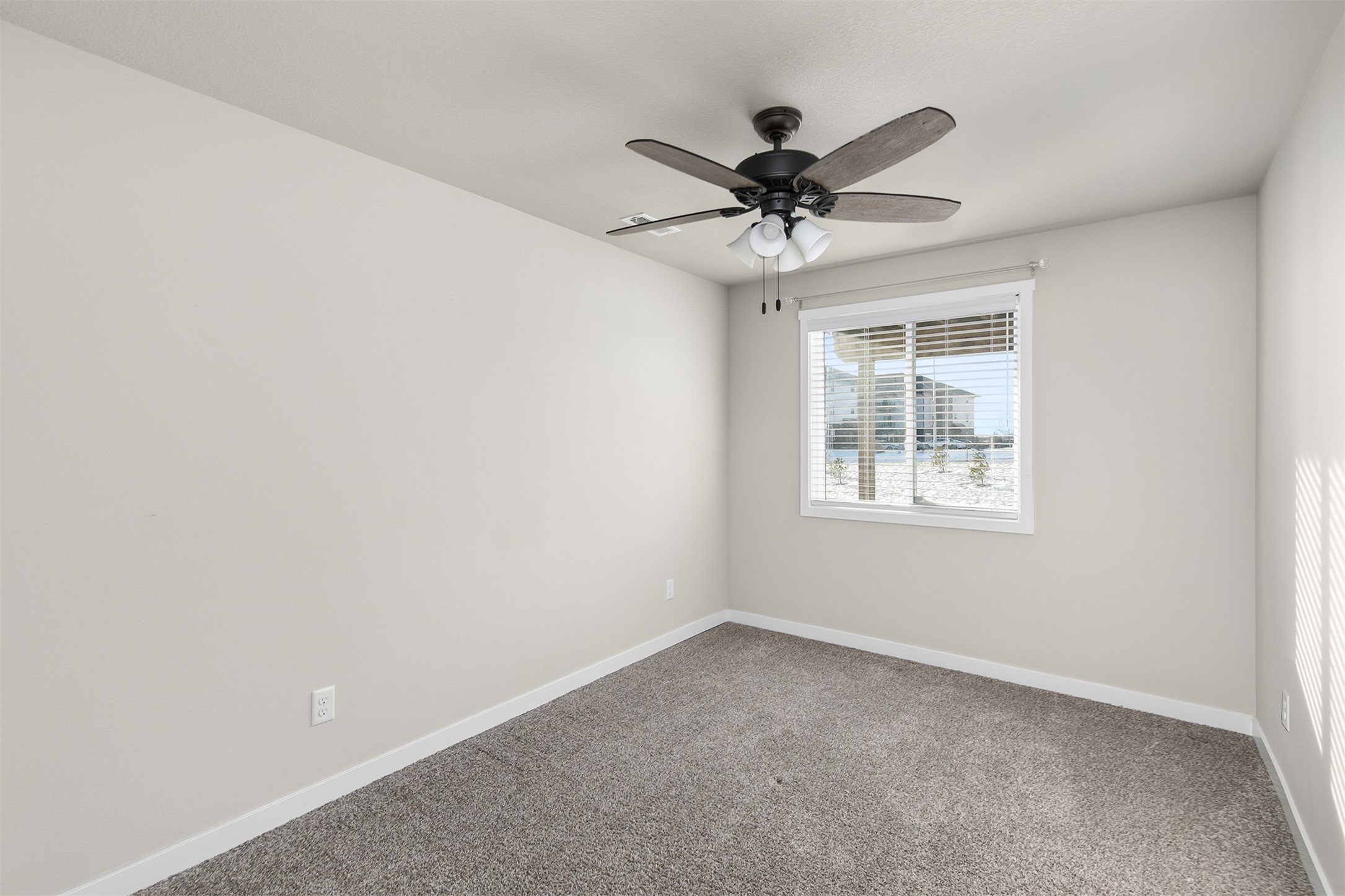5428 Rowling Drive