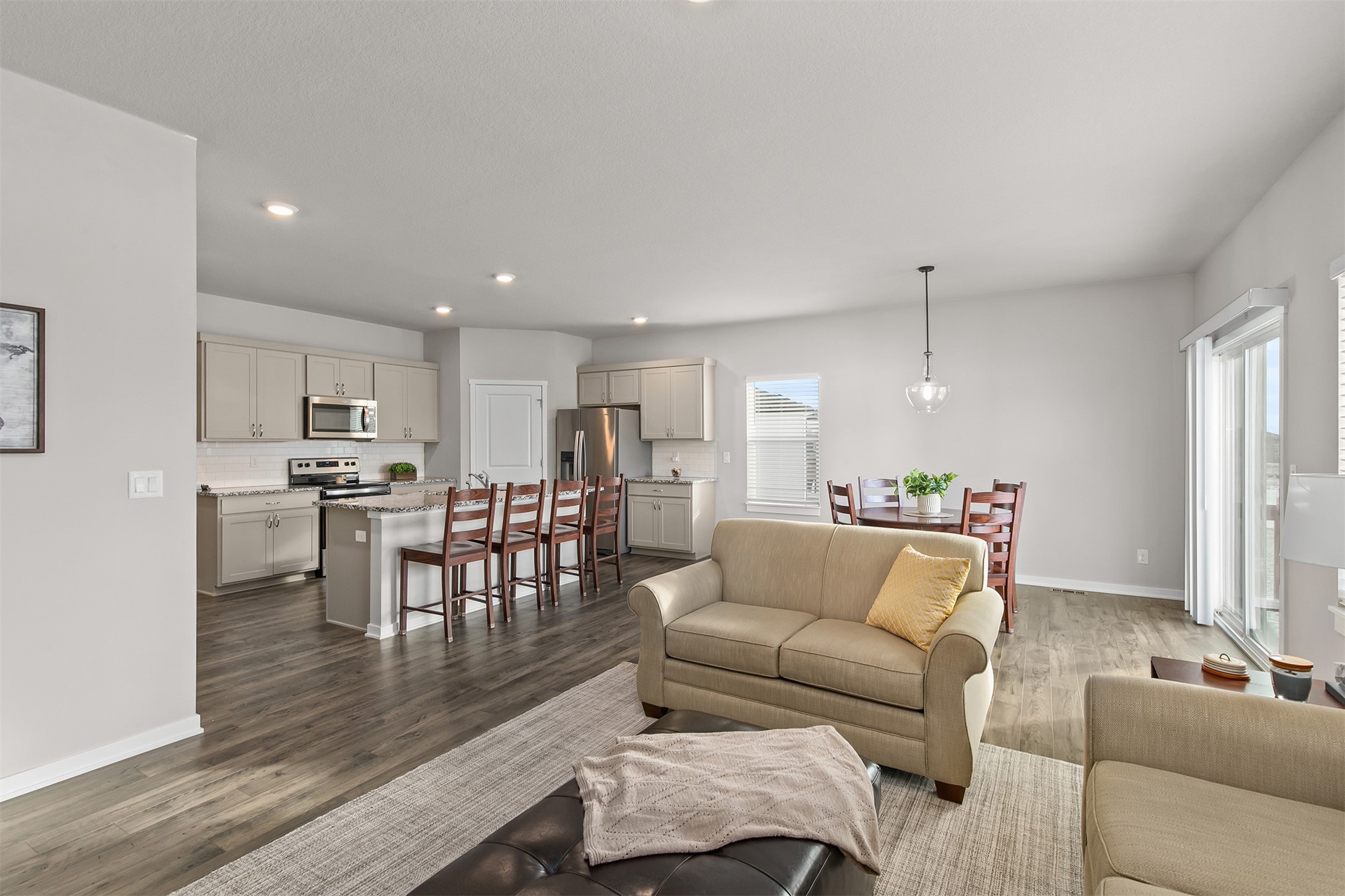 5428 Rowling Drive