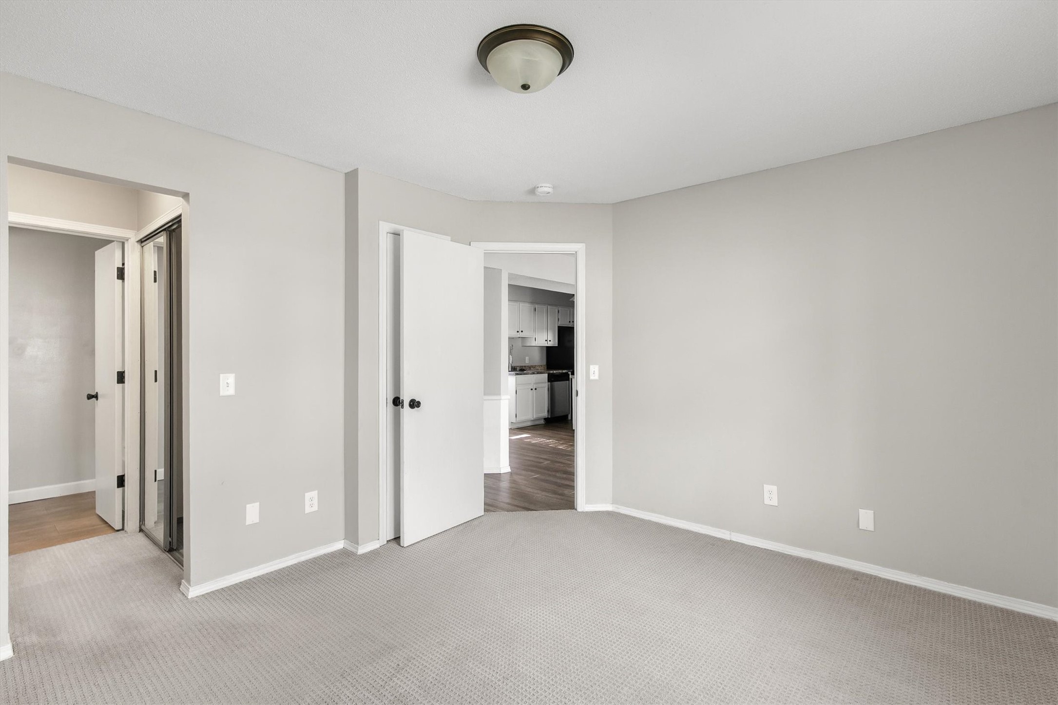 5220 Boulder Drive 8
