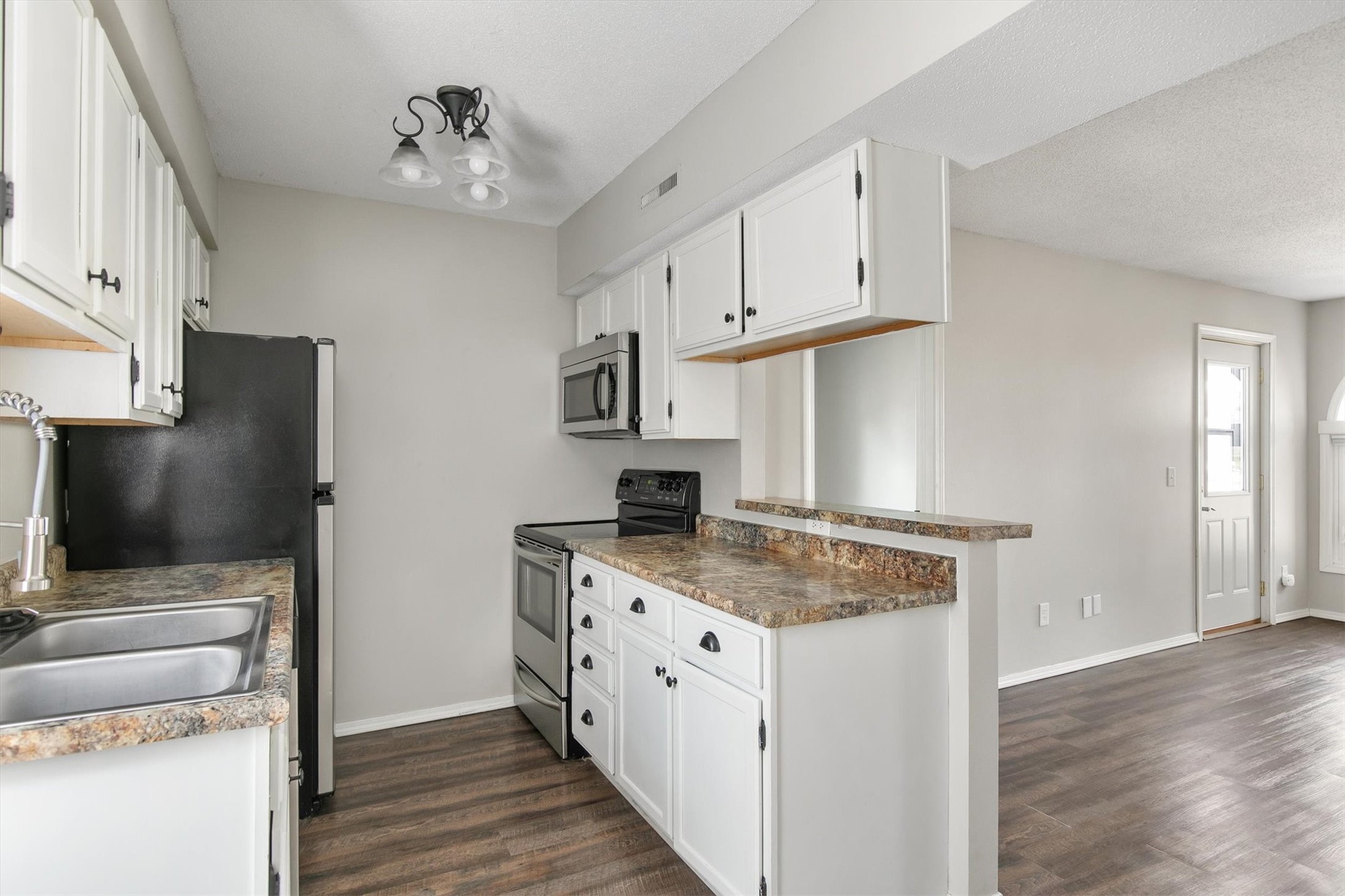 5220 Boulder Drive 8