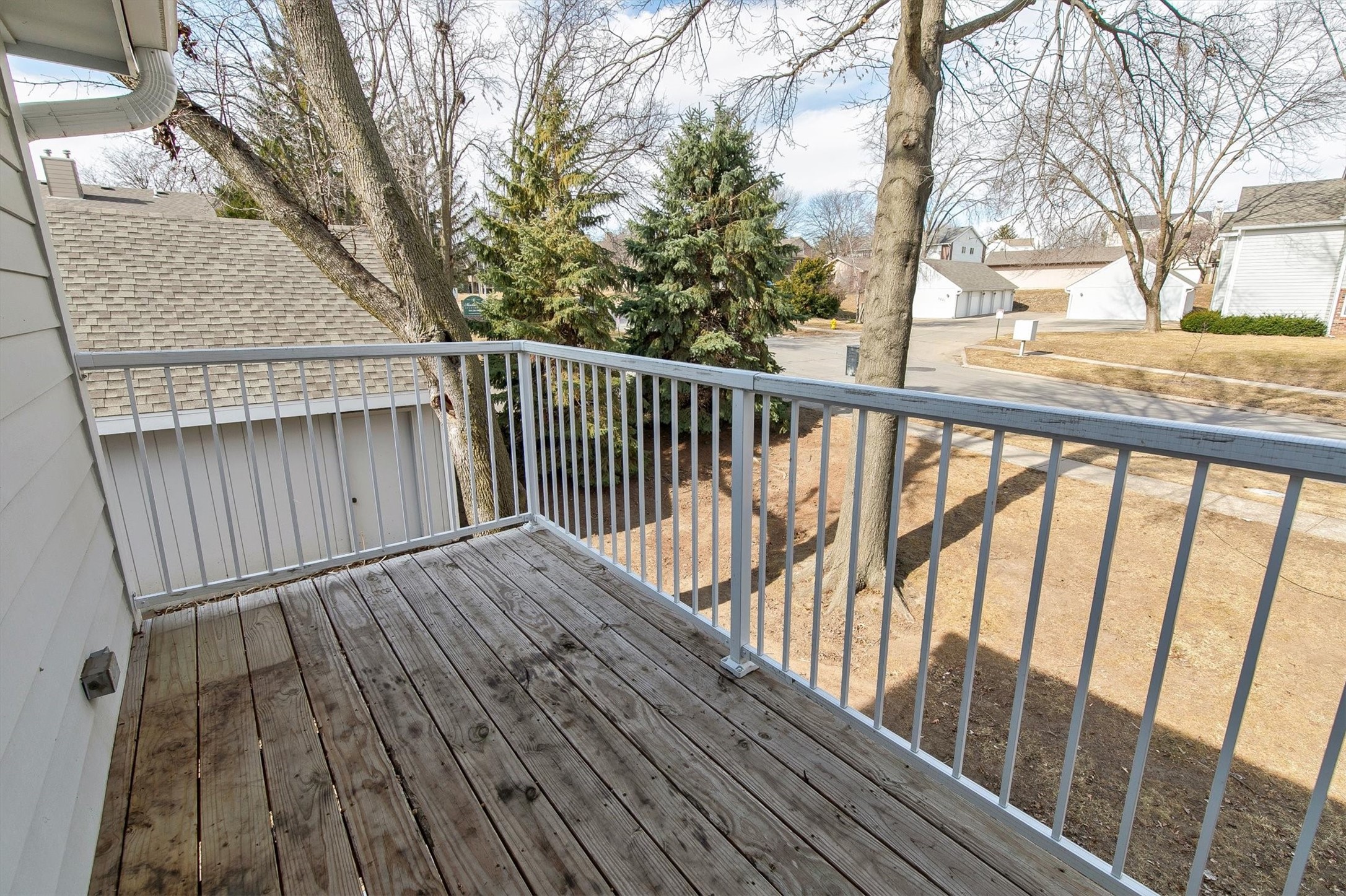5220 Boulder Drive 8