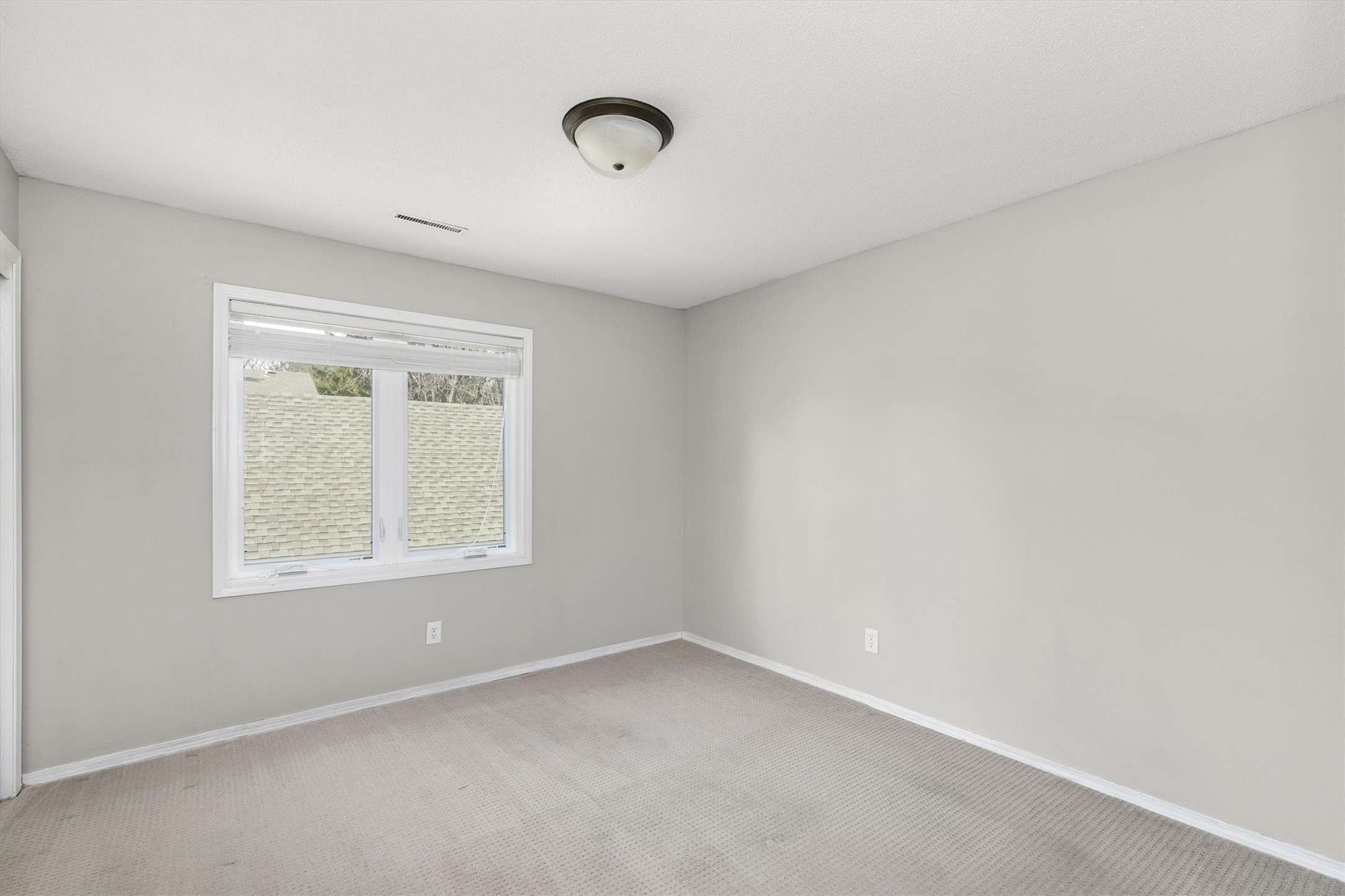 5220 Boulder Drive 8