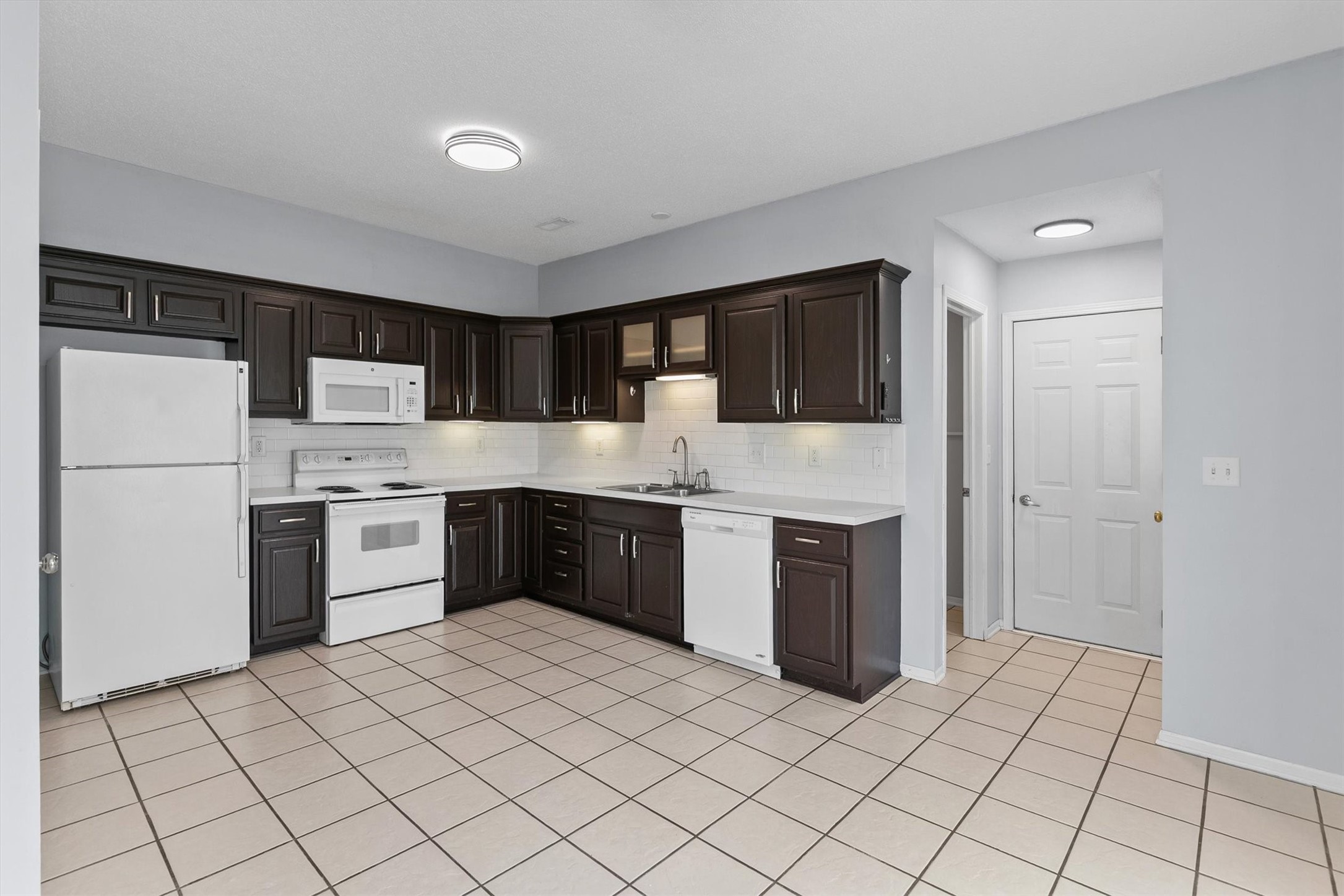 2175 Ridgeview Circle