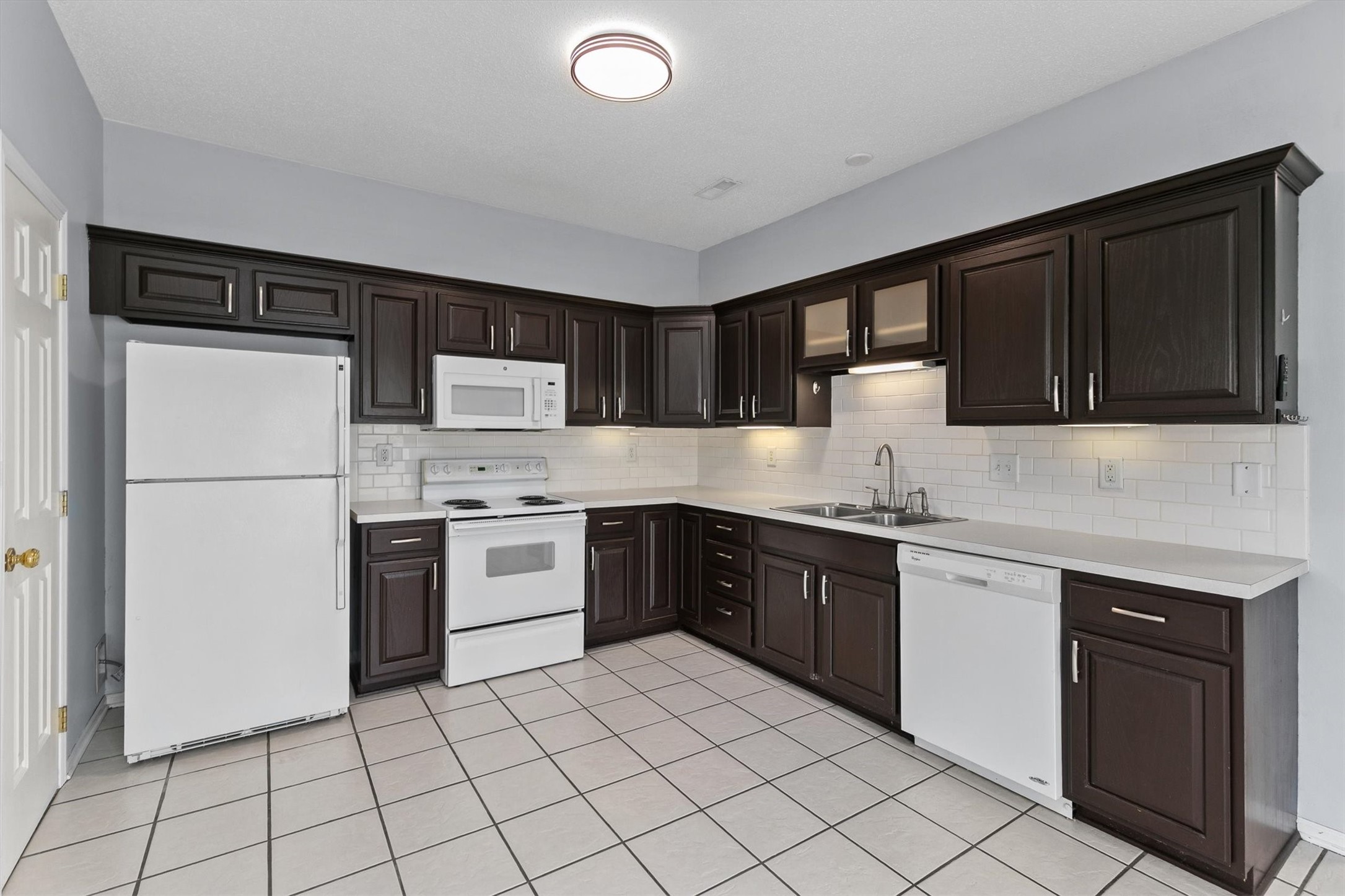 2175 Ridgeview Circle