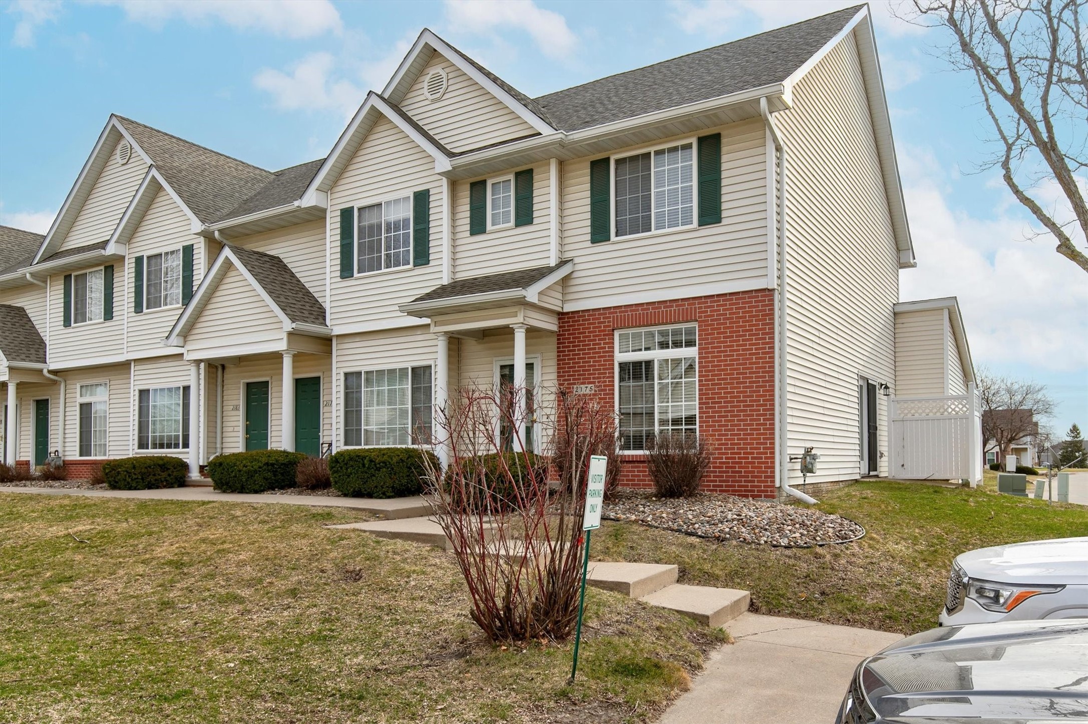 2175 Ridgeview Circle