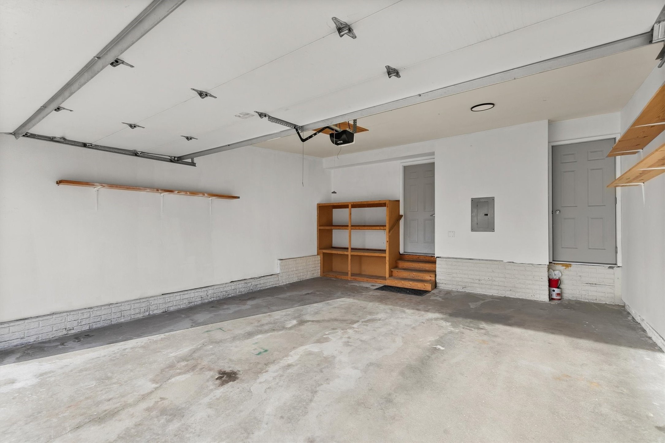 2175 Ridgeview Circle