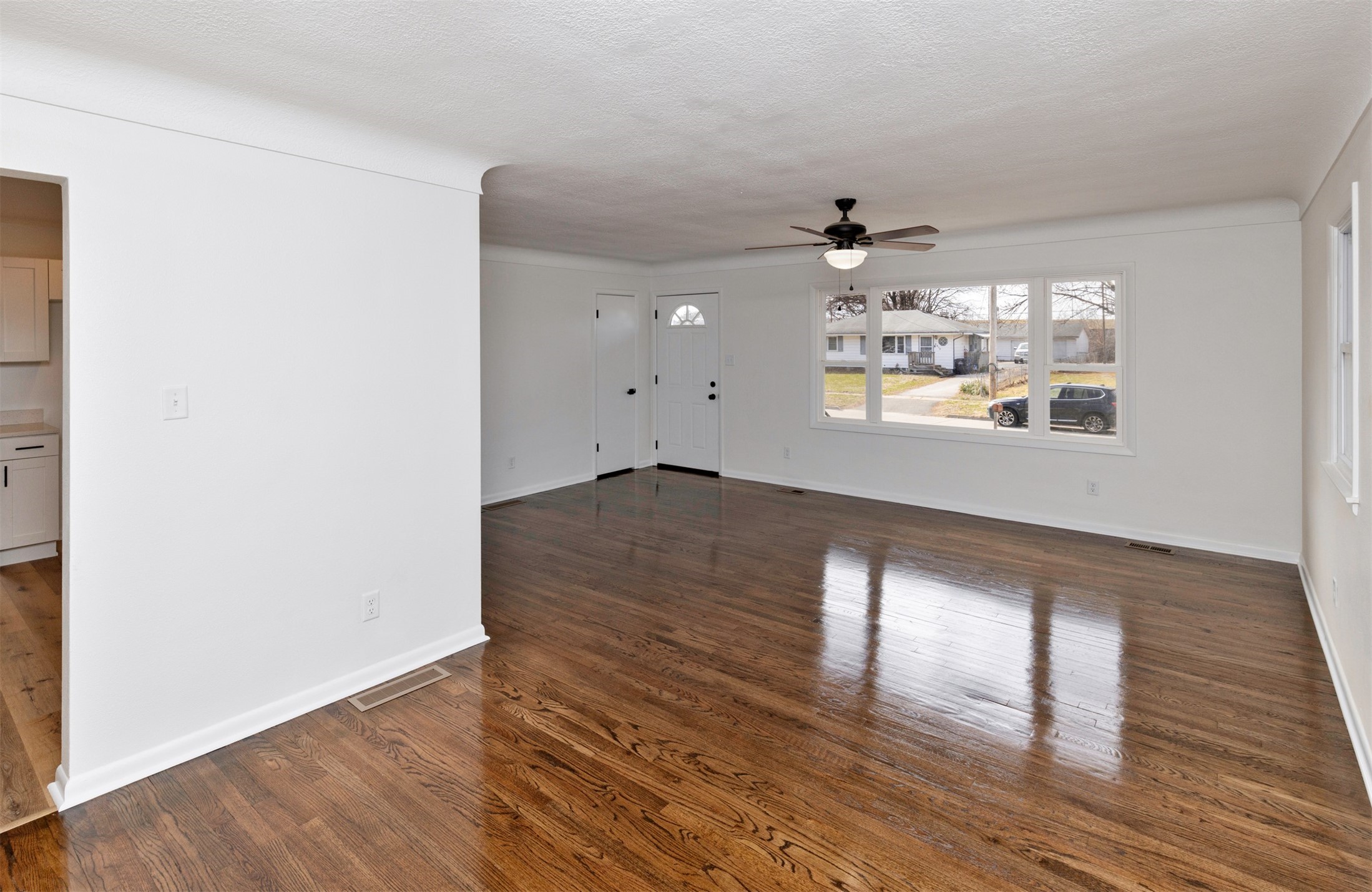 2419 E 23rd Street