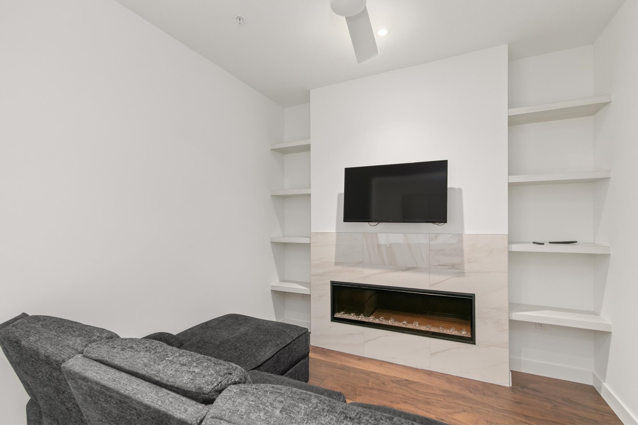 3750 Grand Avenue 501