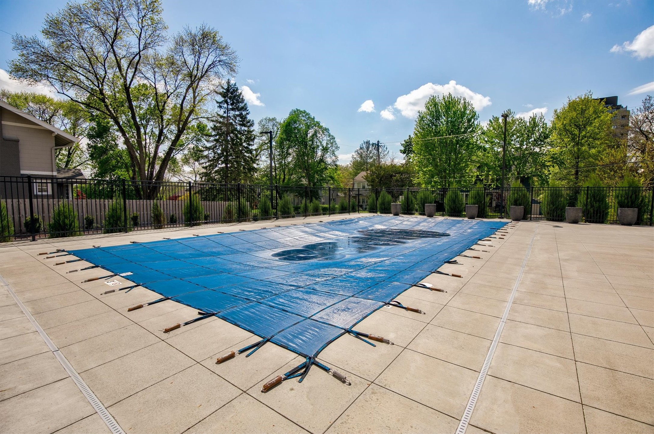 3750 Grand Avenue 501