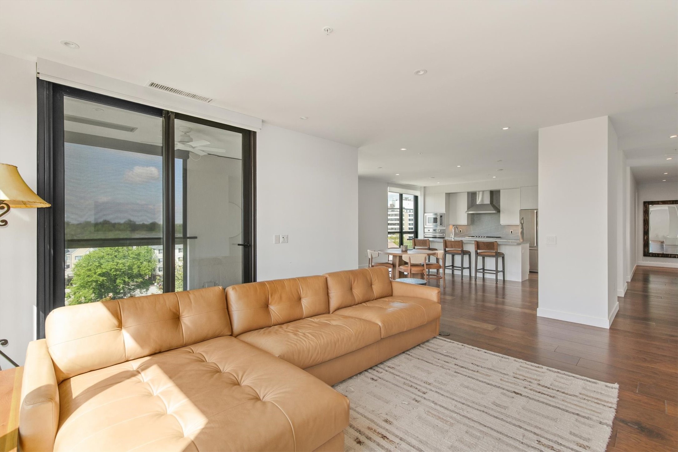 3750 Grand Avenue 501