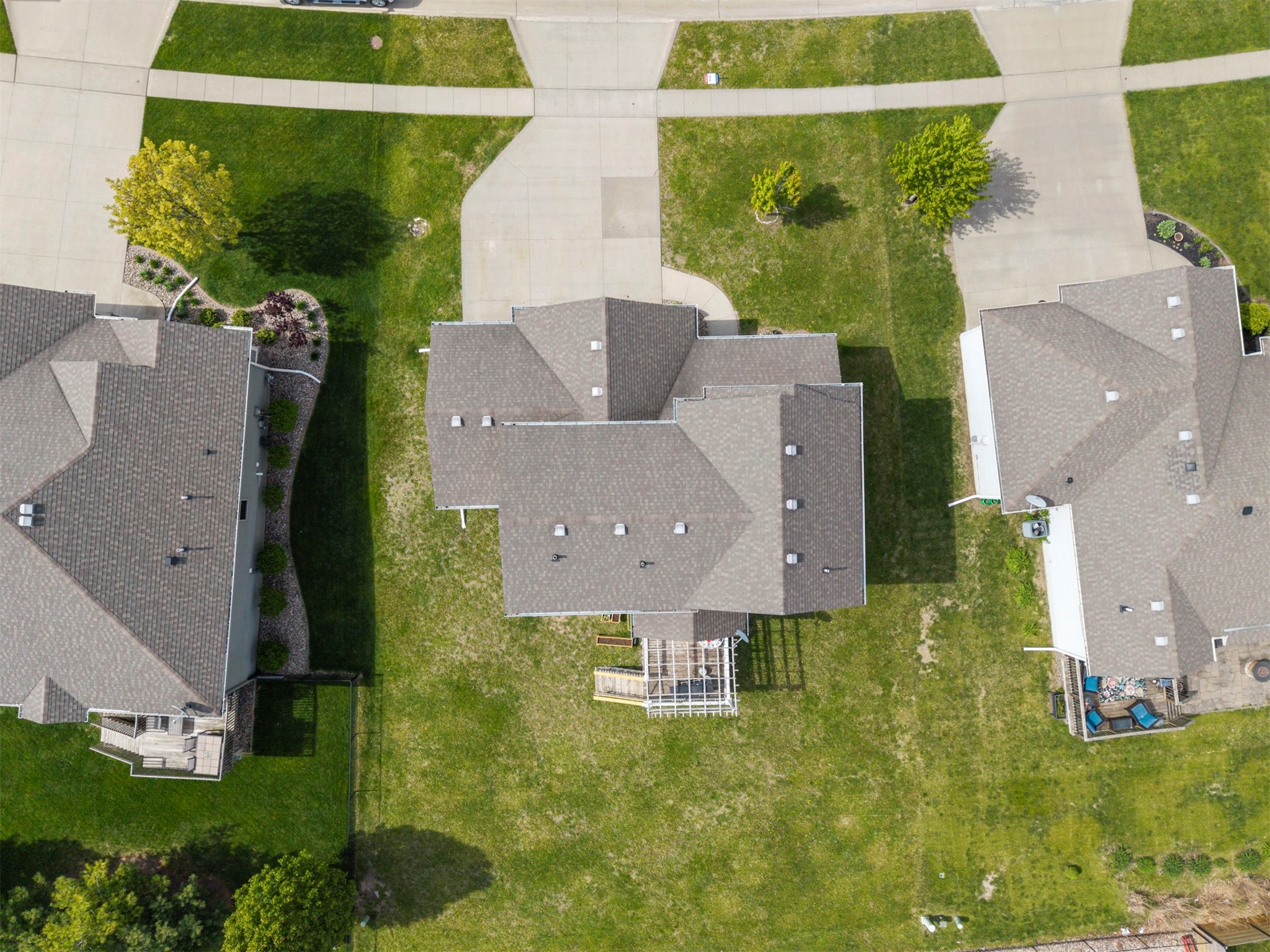 659 SW Springfield Drive