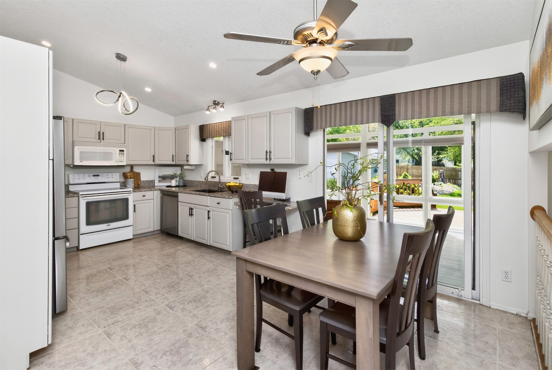 6104 Goodman Drive