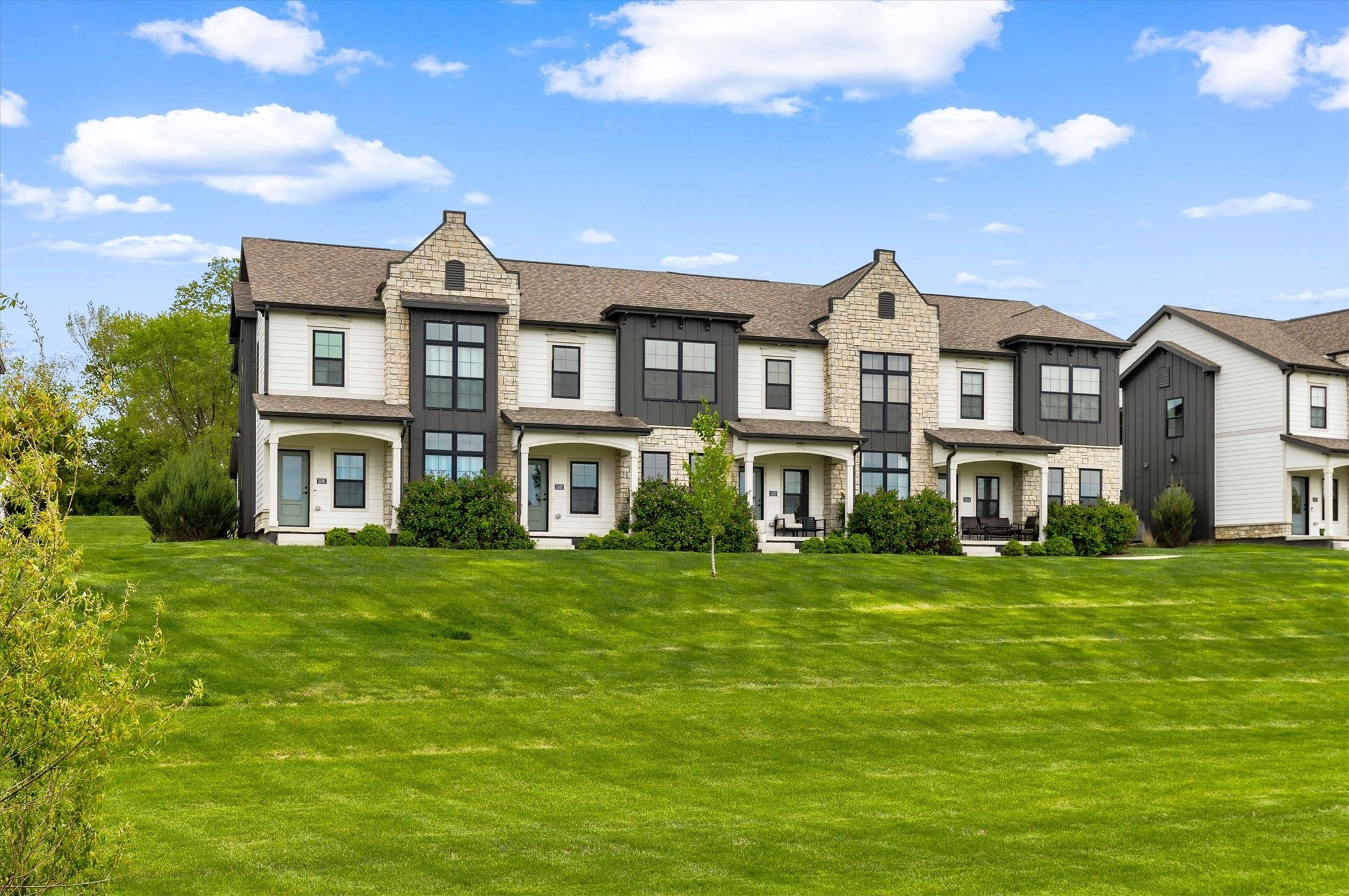 6460 Galleria Drive 3102