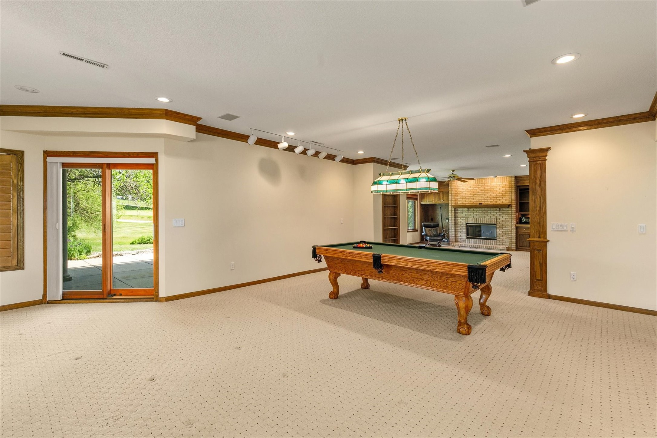 5576 Glen Oaks Point