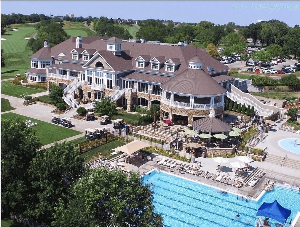 5576 Glen Oaks Point