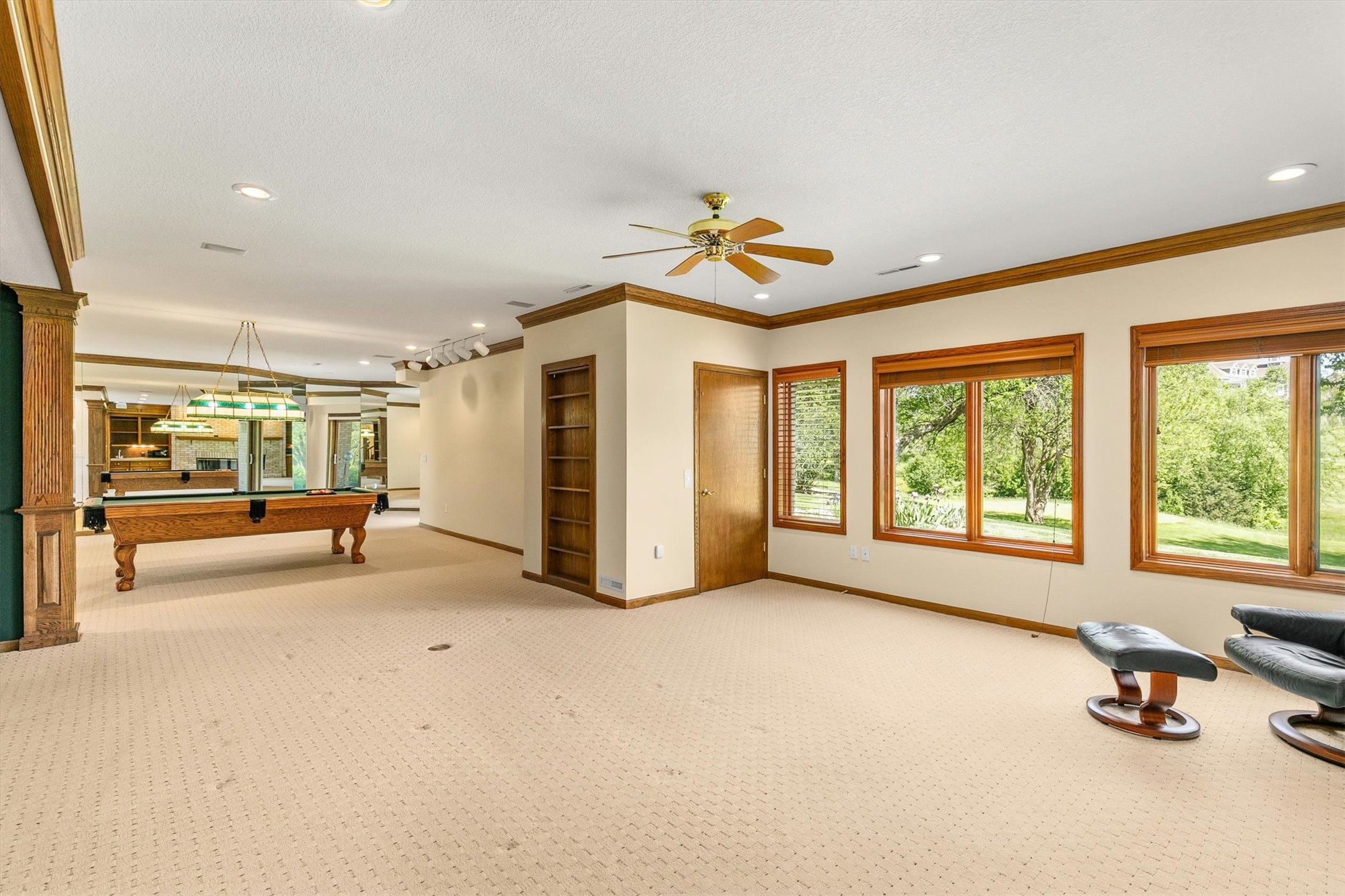 5576 Glen Oaks Point